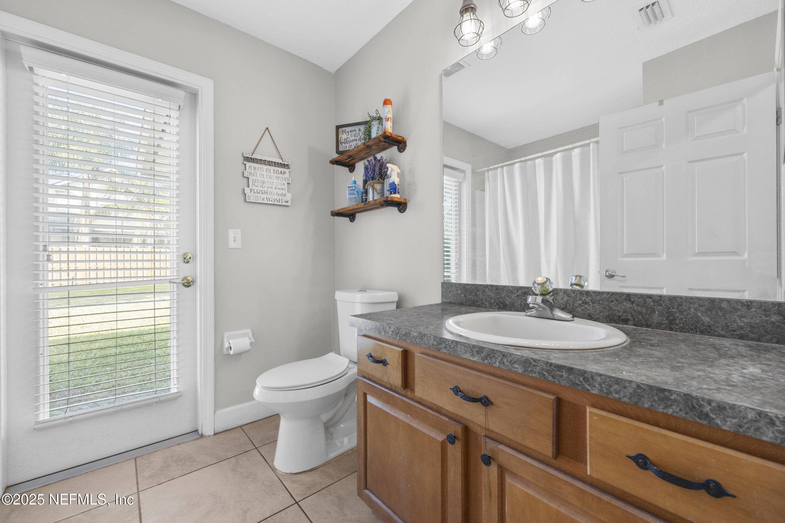4149 LONICERA Loop