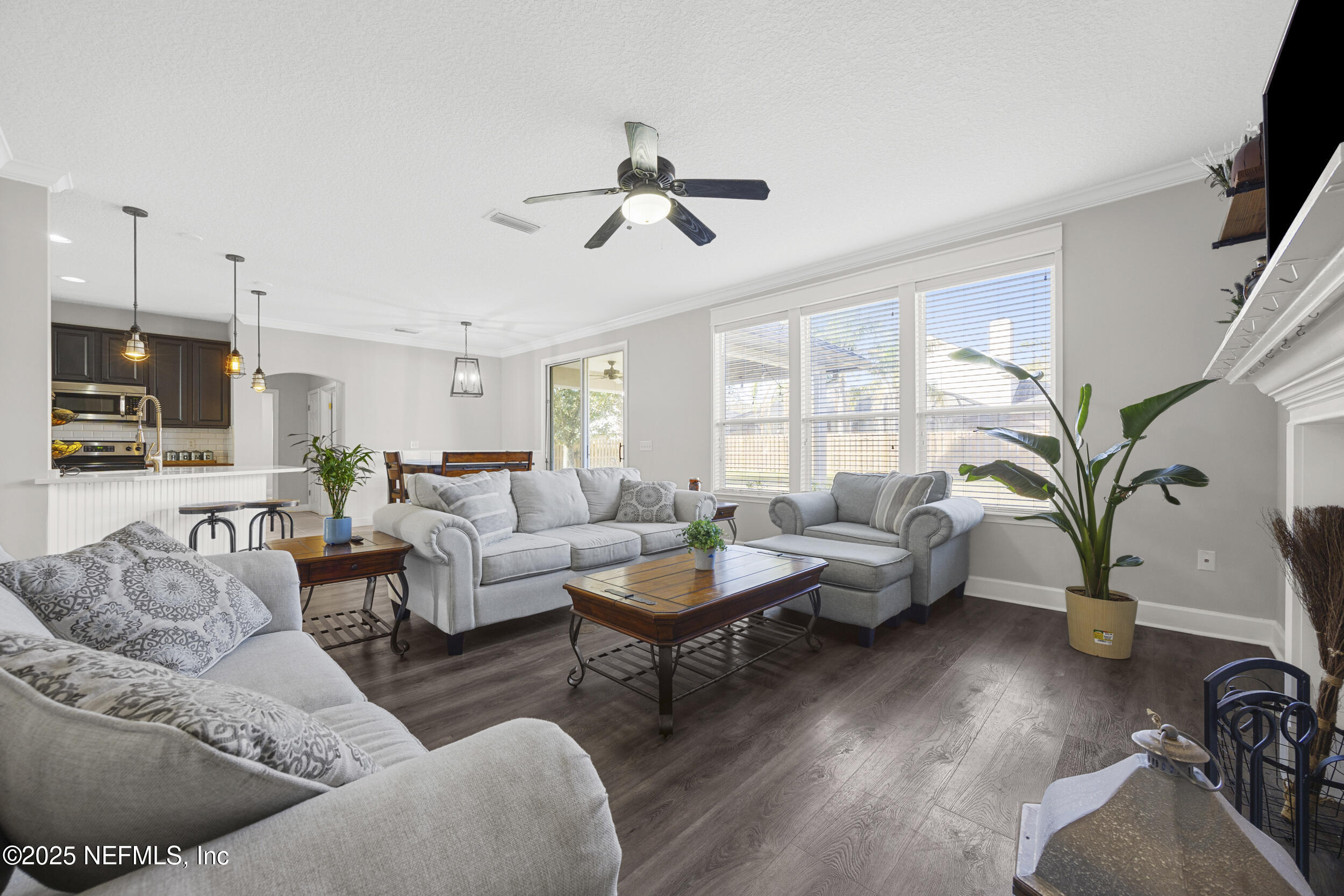 4149 LONICERA Loop