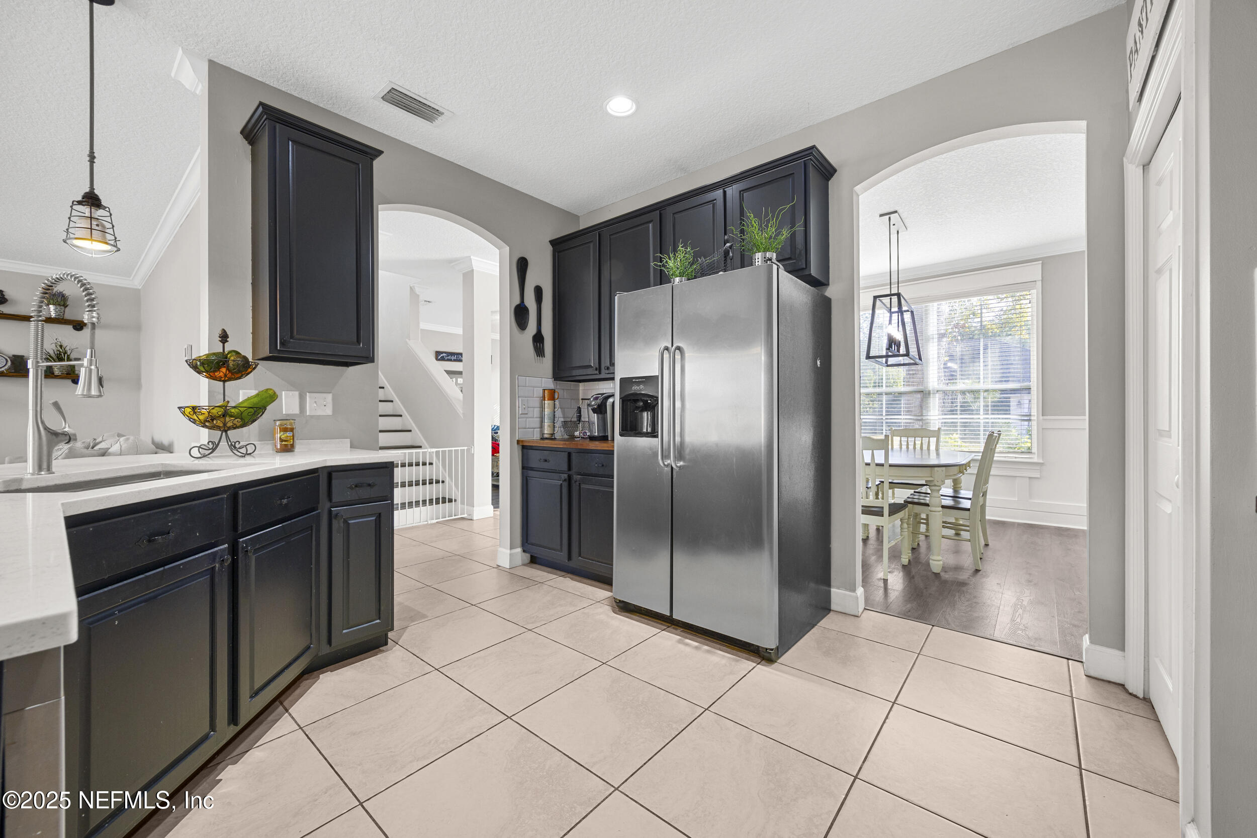 4149 LONICERA Loop