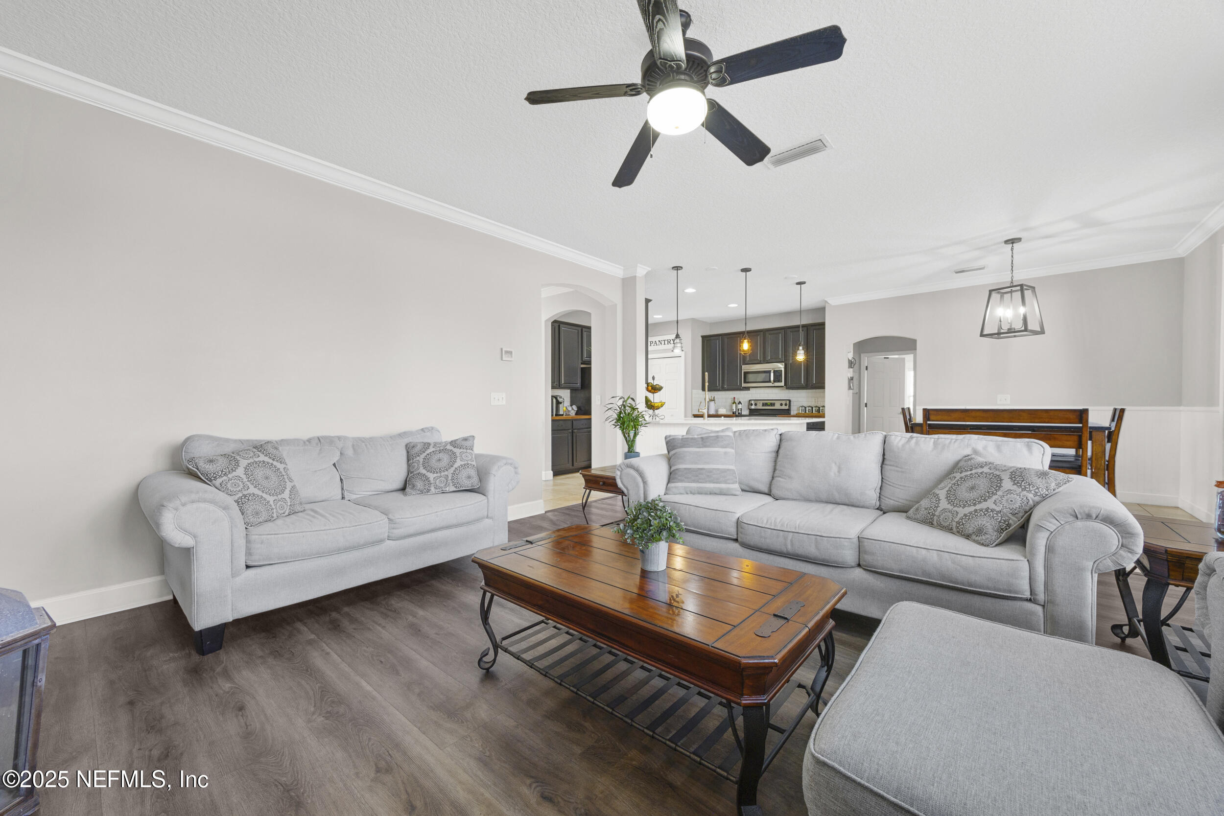 4149 LONICERA Loop