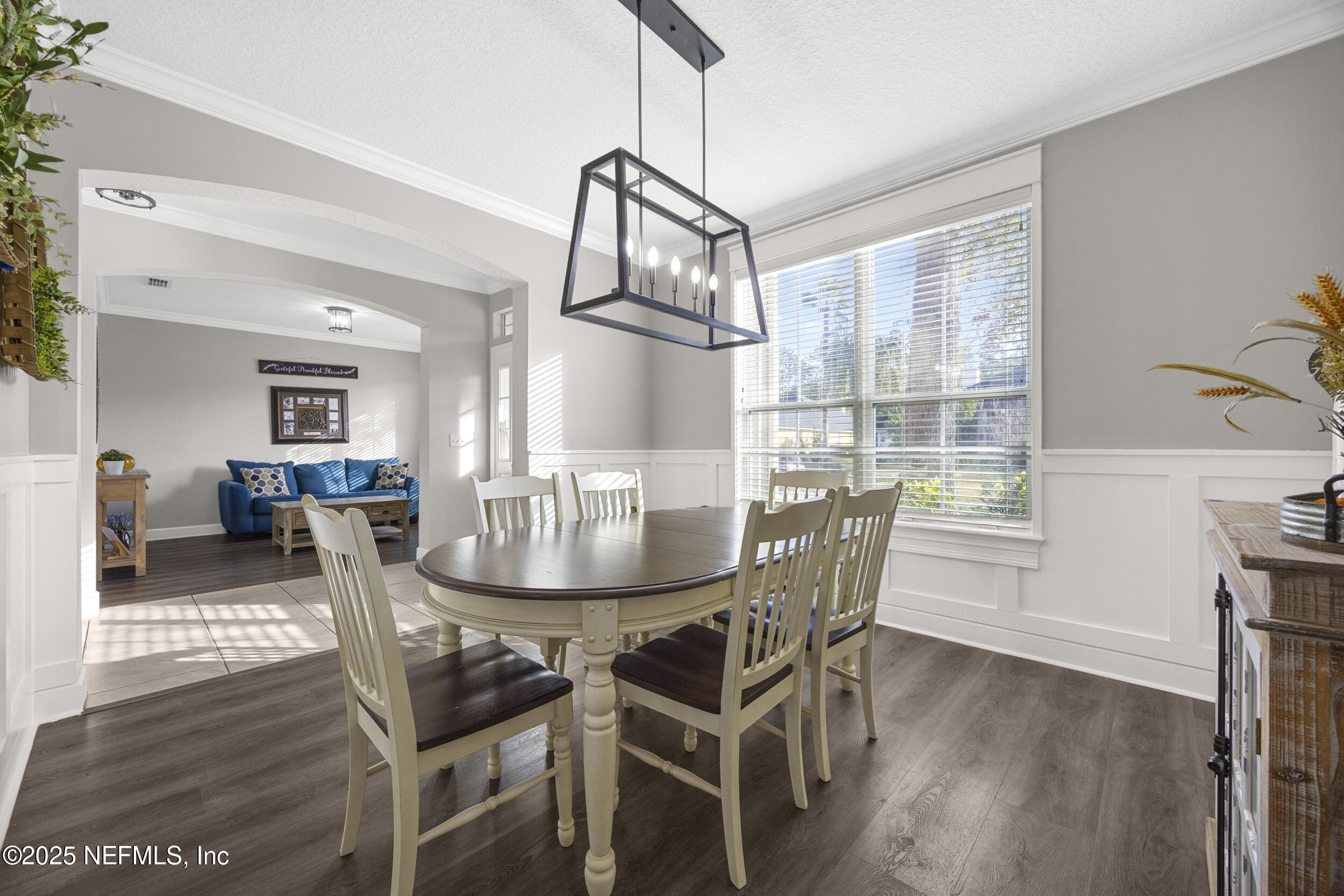 4149 LONICERA Loop