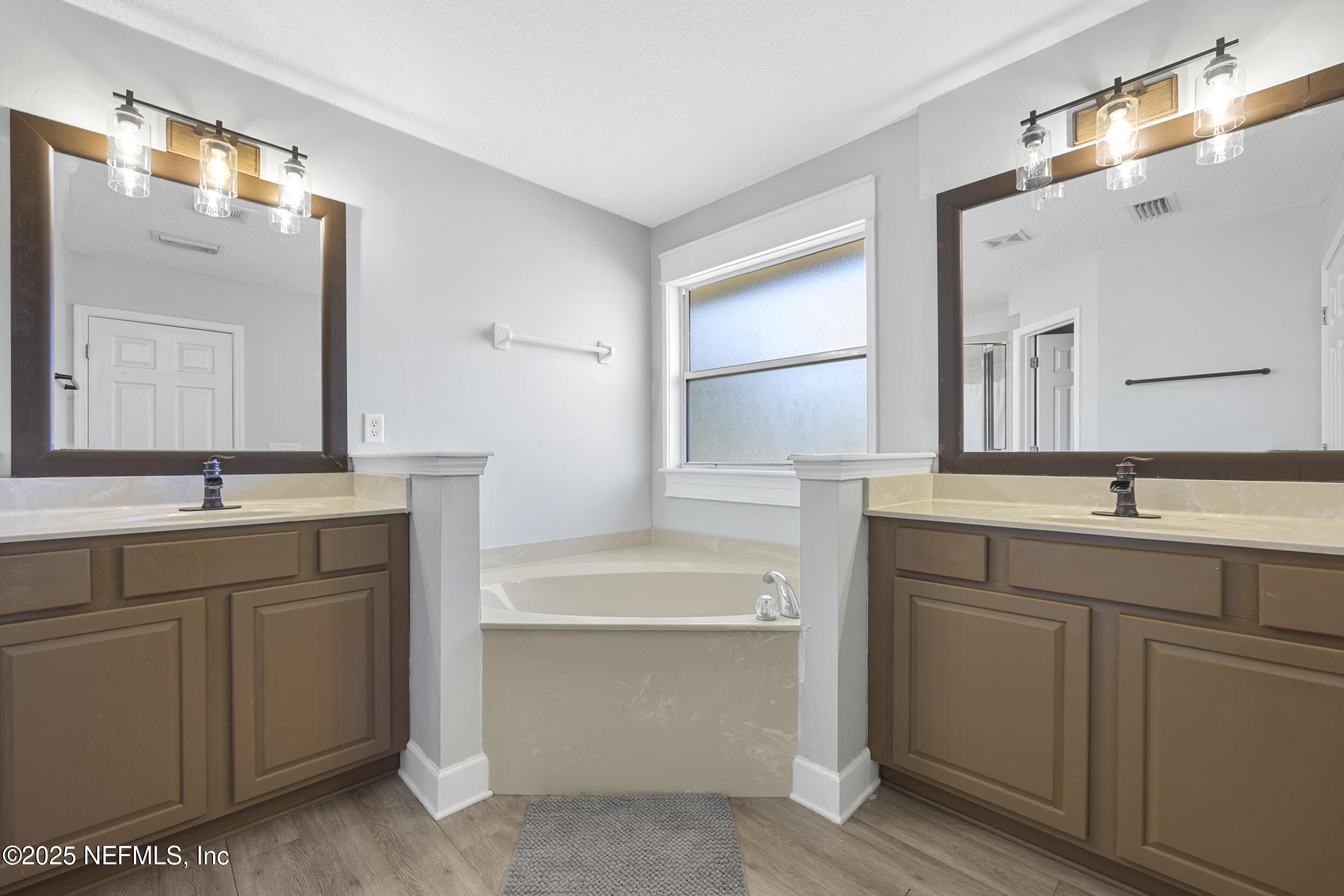 4149 LONICERA Loop