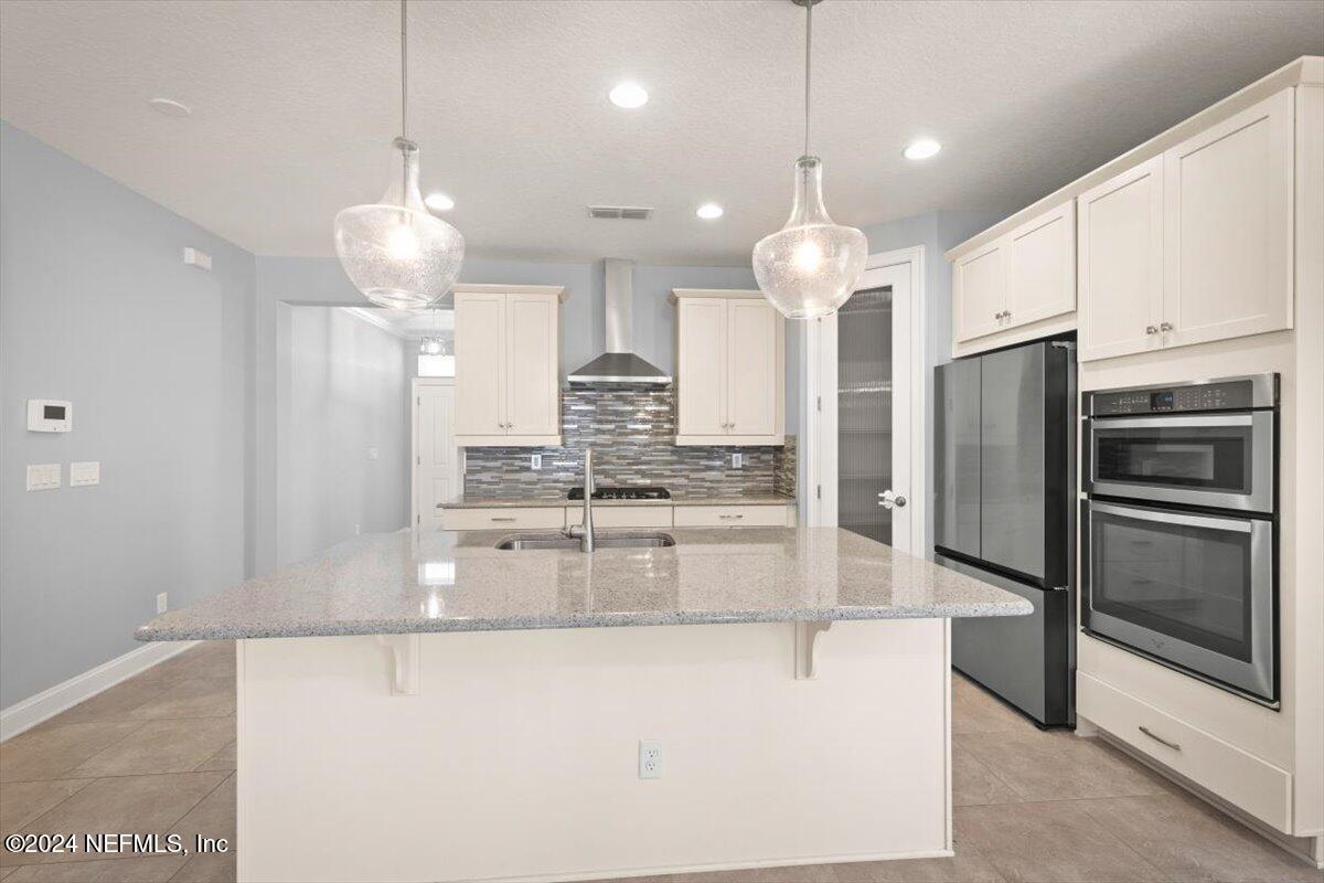 123 CASTLEBROOK Lane