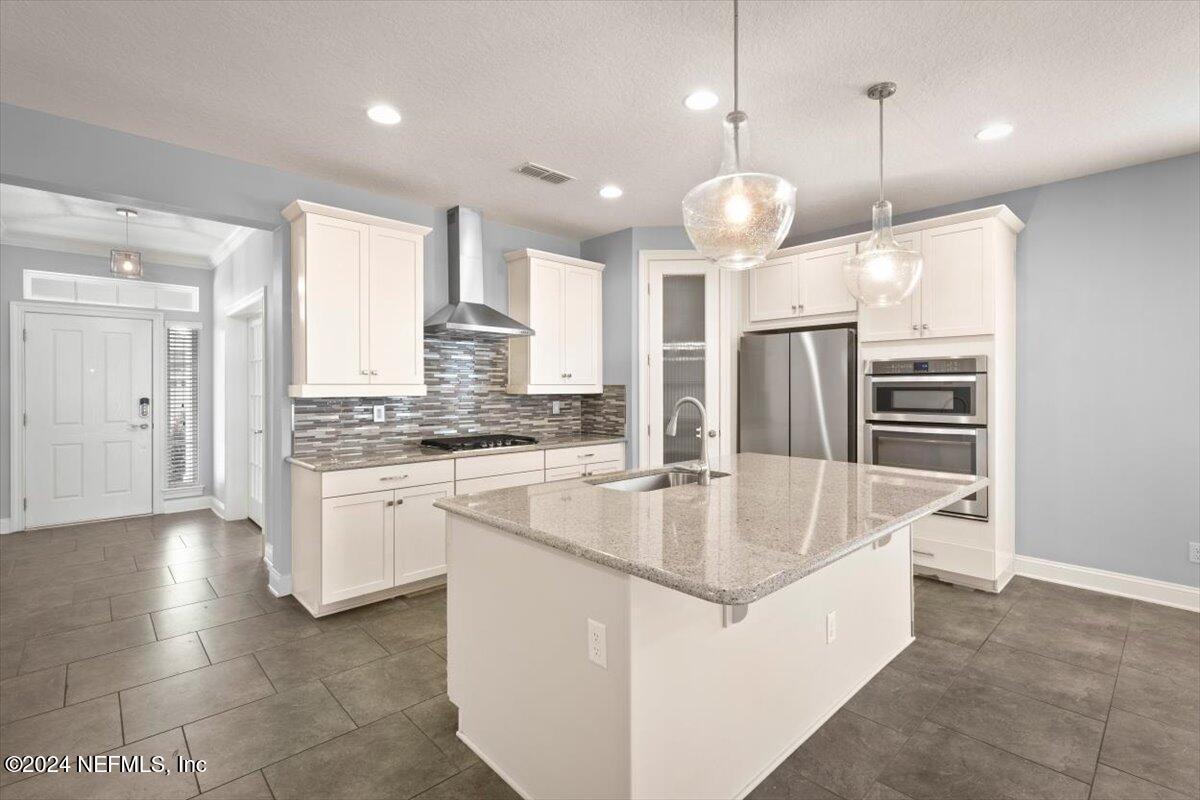 123 CASTLEBROOK Lane