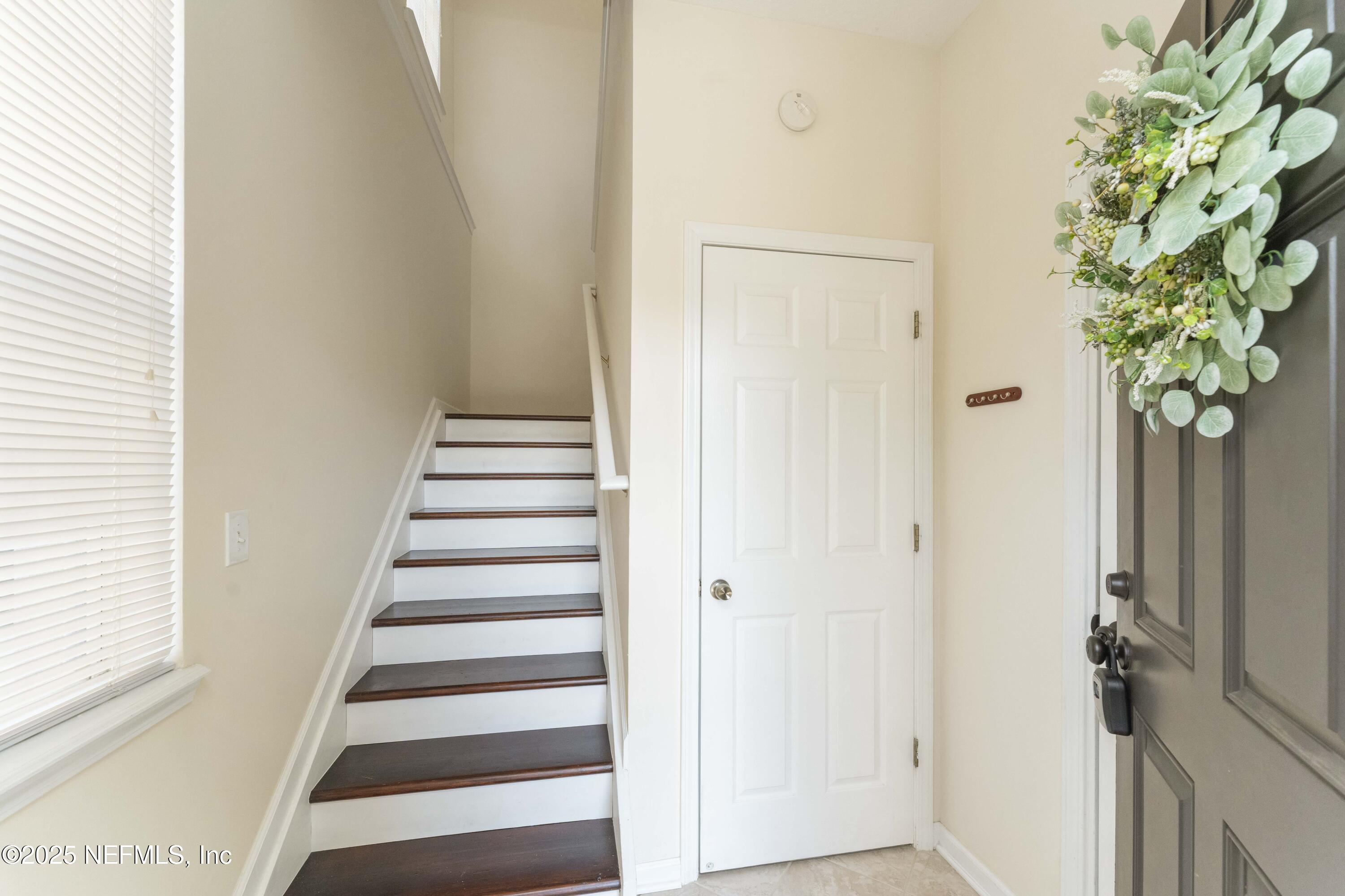 3911 SUMMER GROVE Way N