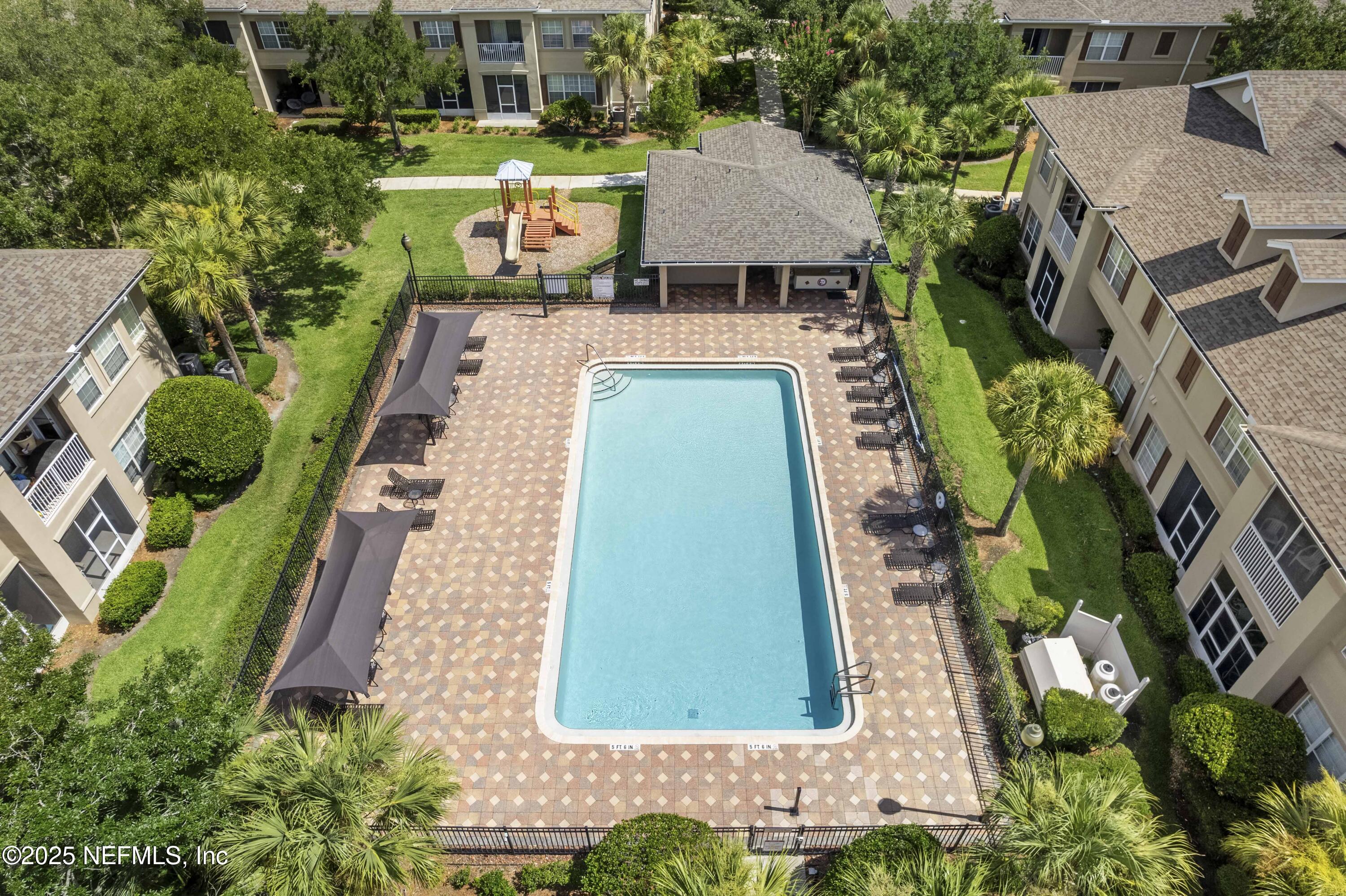 3911 SUMMER GROVE Way N