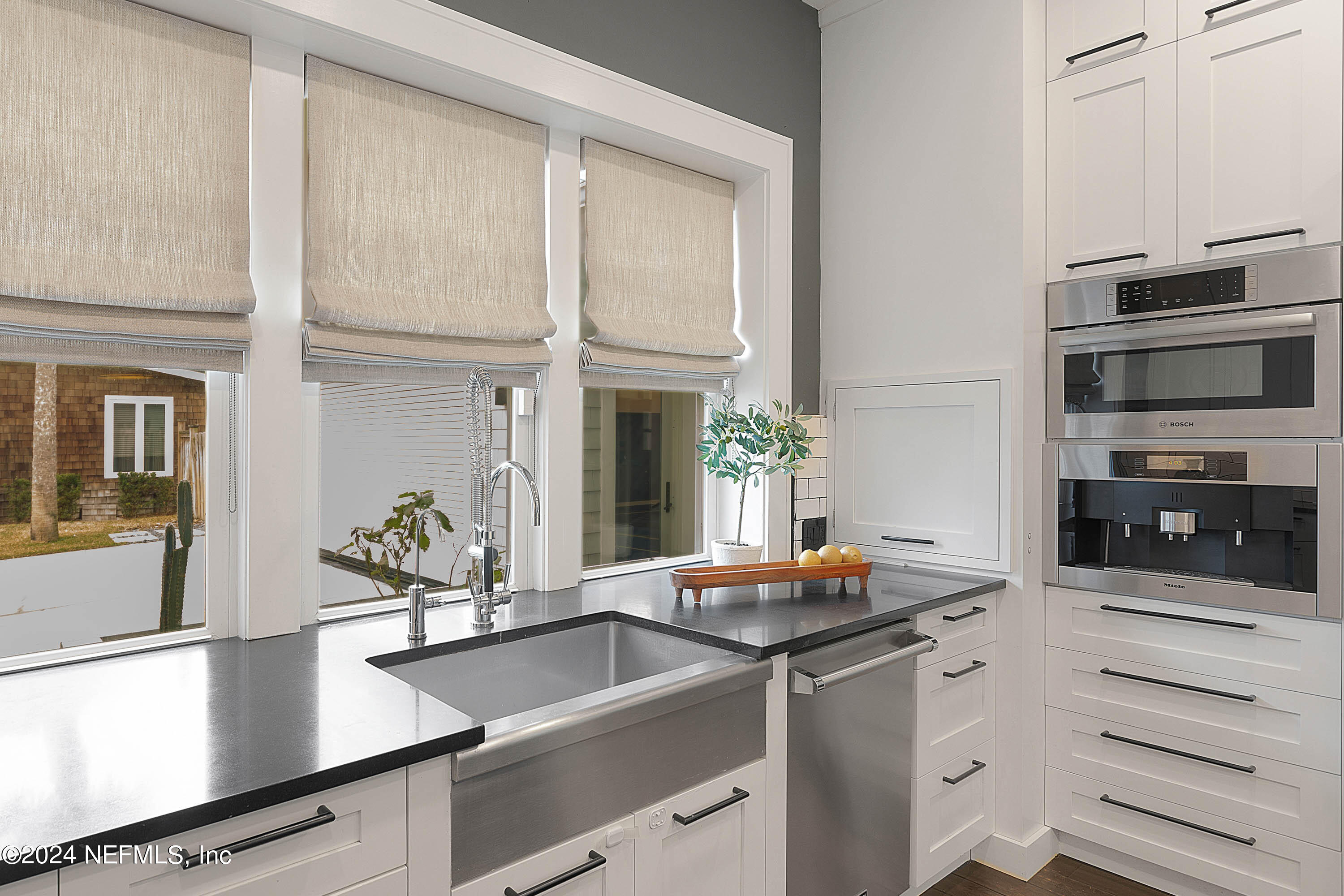 1215 SELVA MARINA Circle