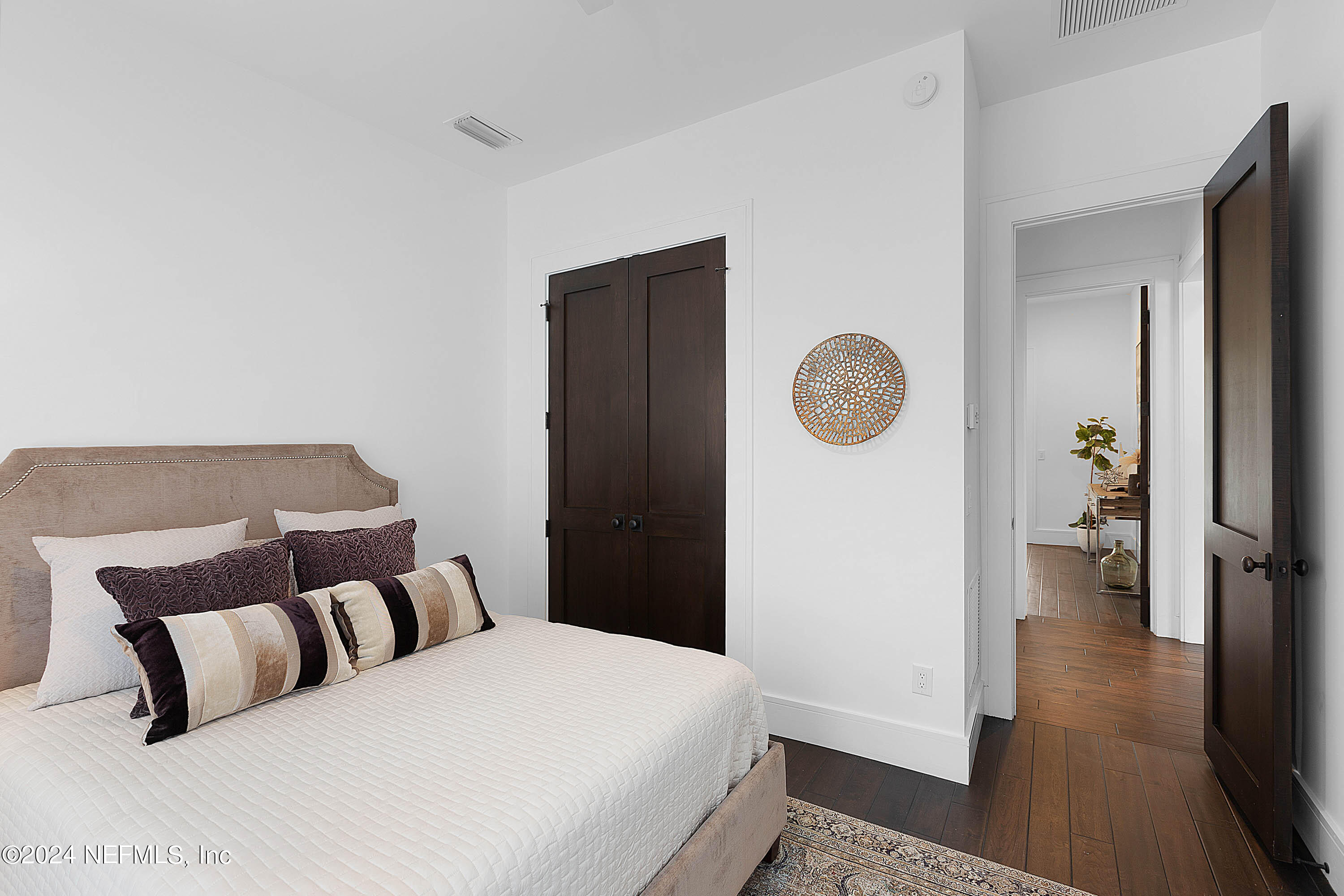 1215 SELVA MARINA Circle