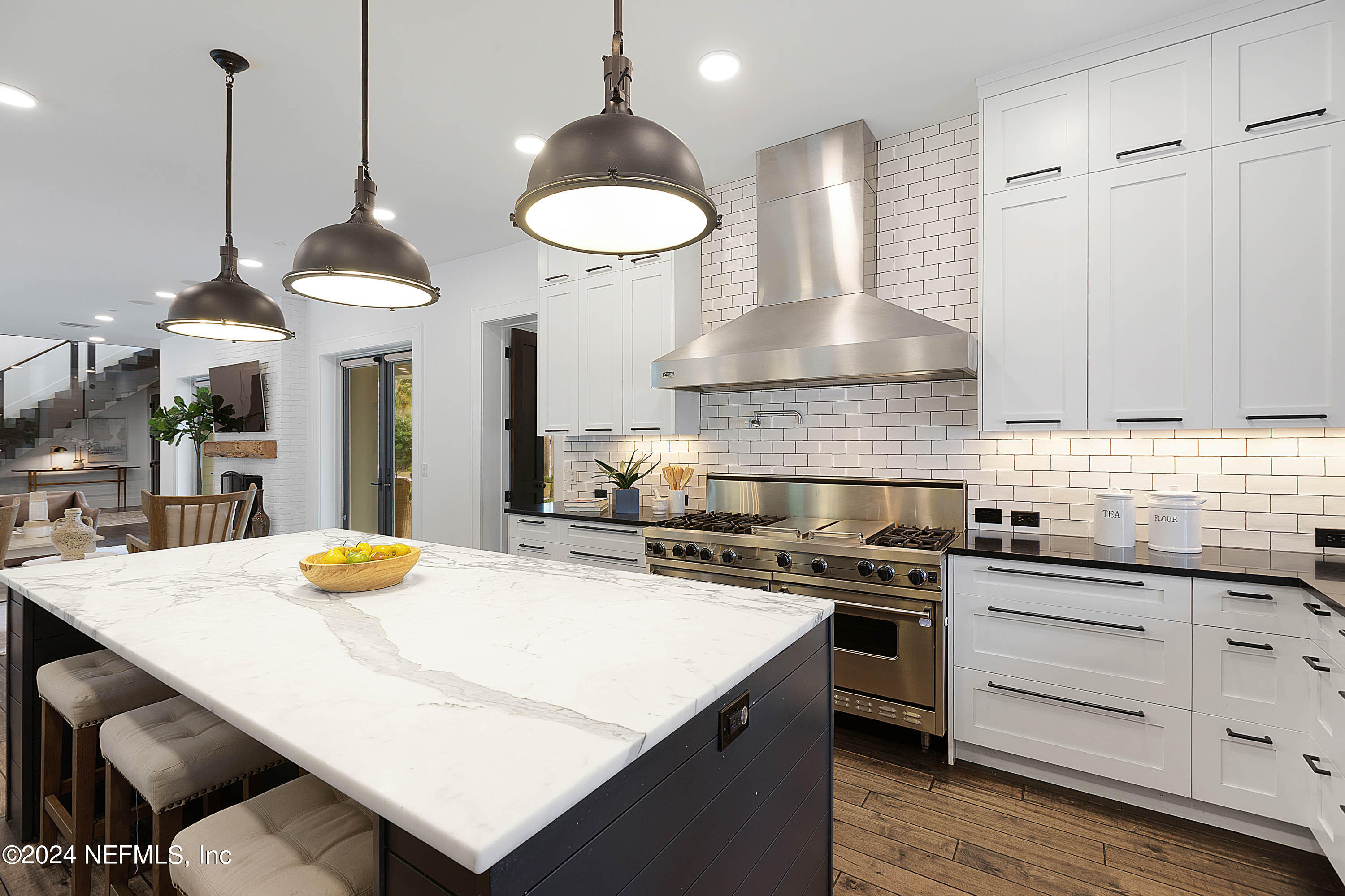 1215 SELVA MARINA Circle