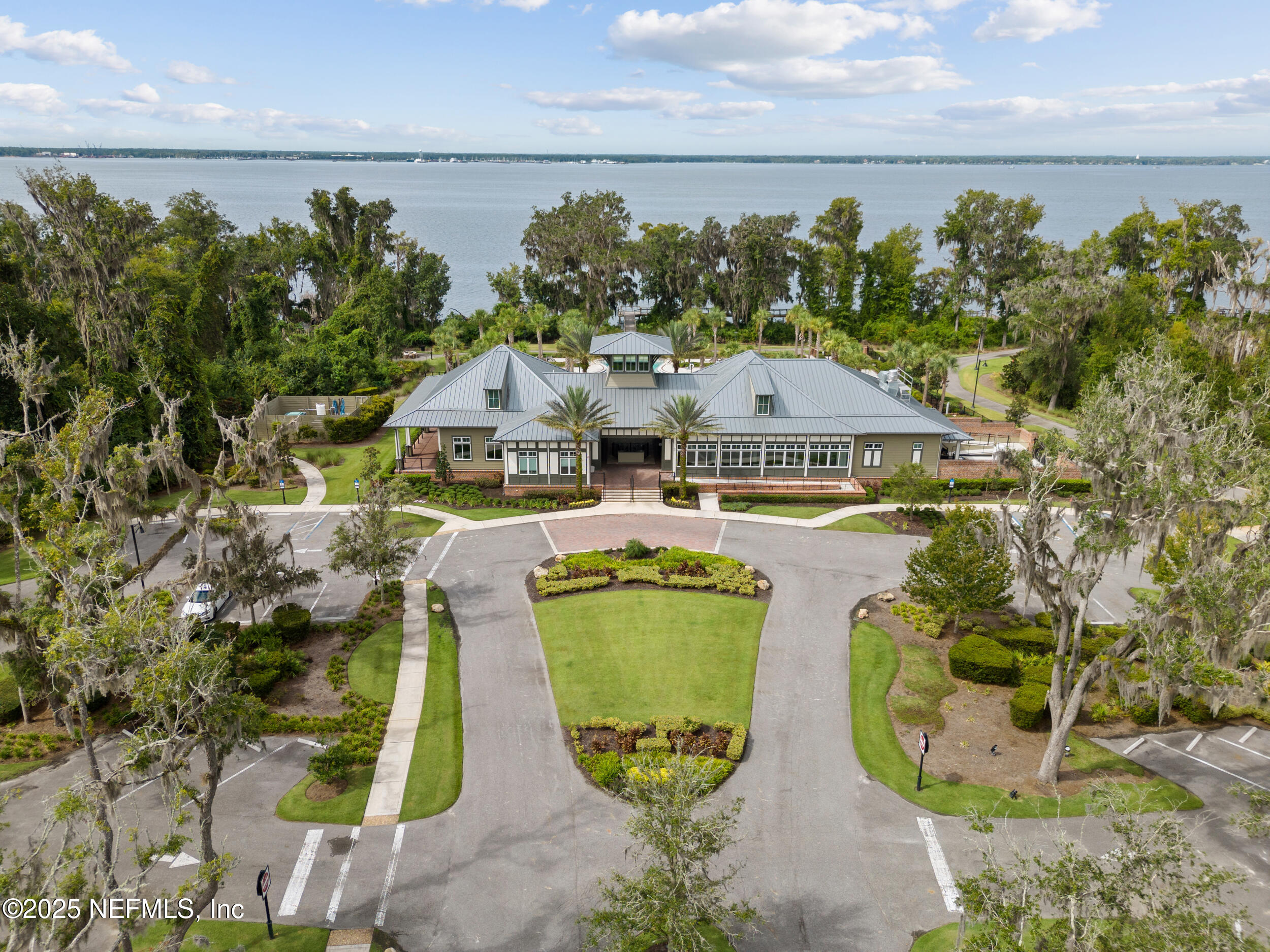 442 FOOTBRIDGE Road, St. Johns