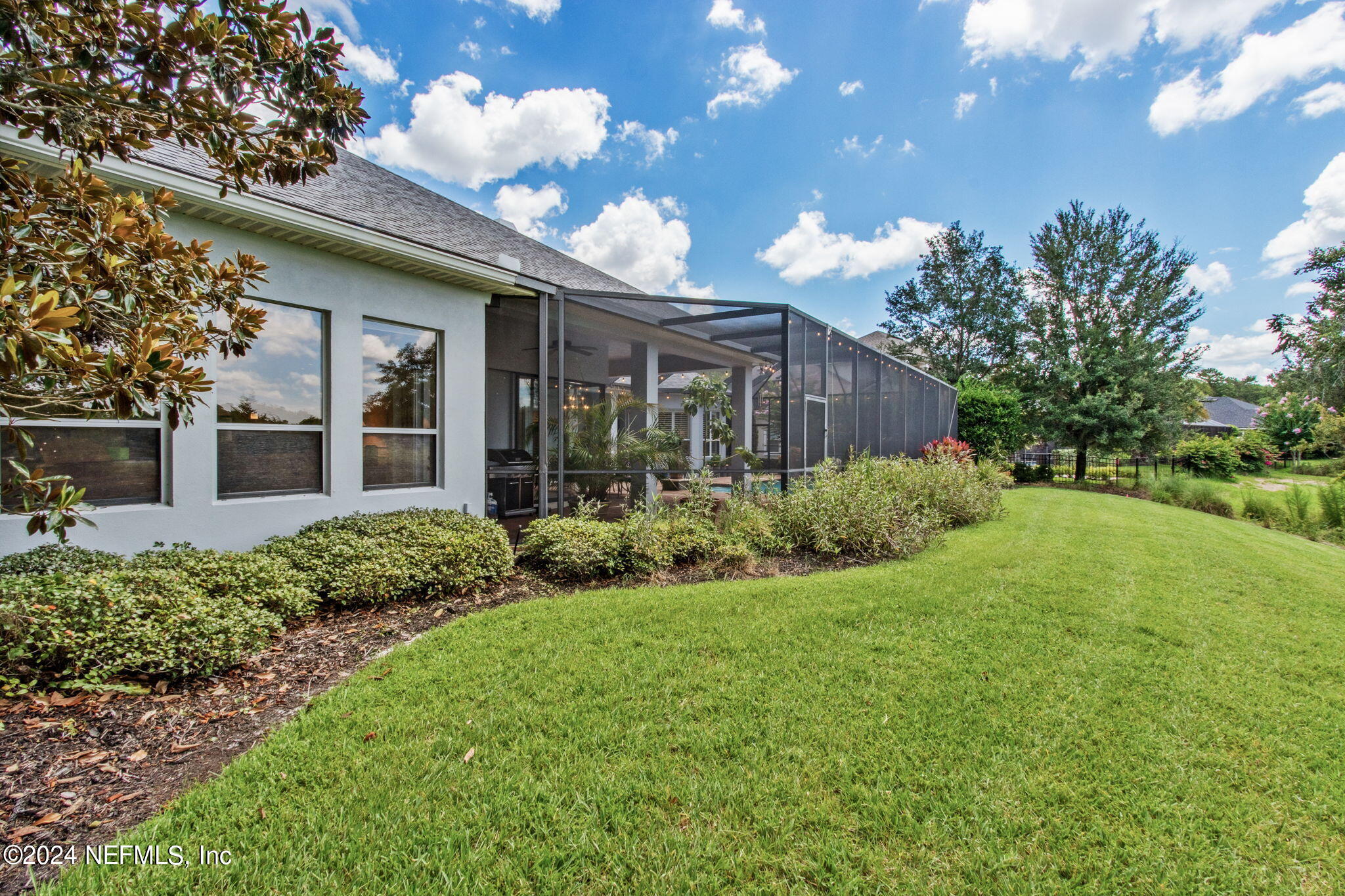 2091 CROWN Drive