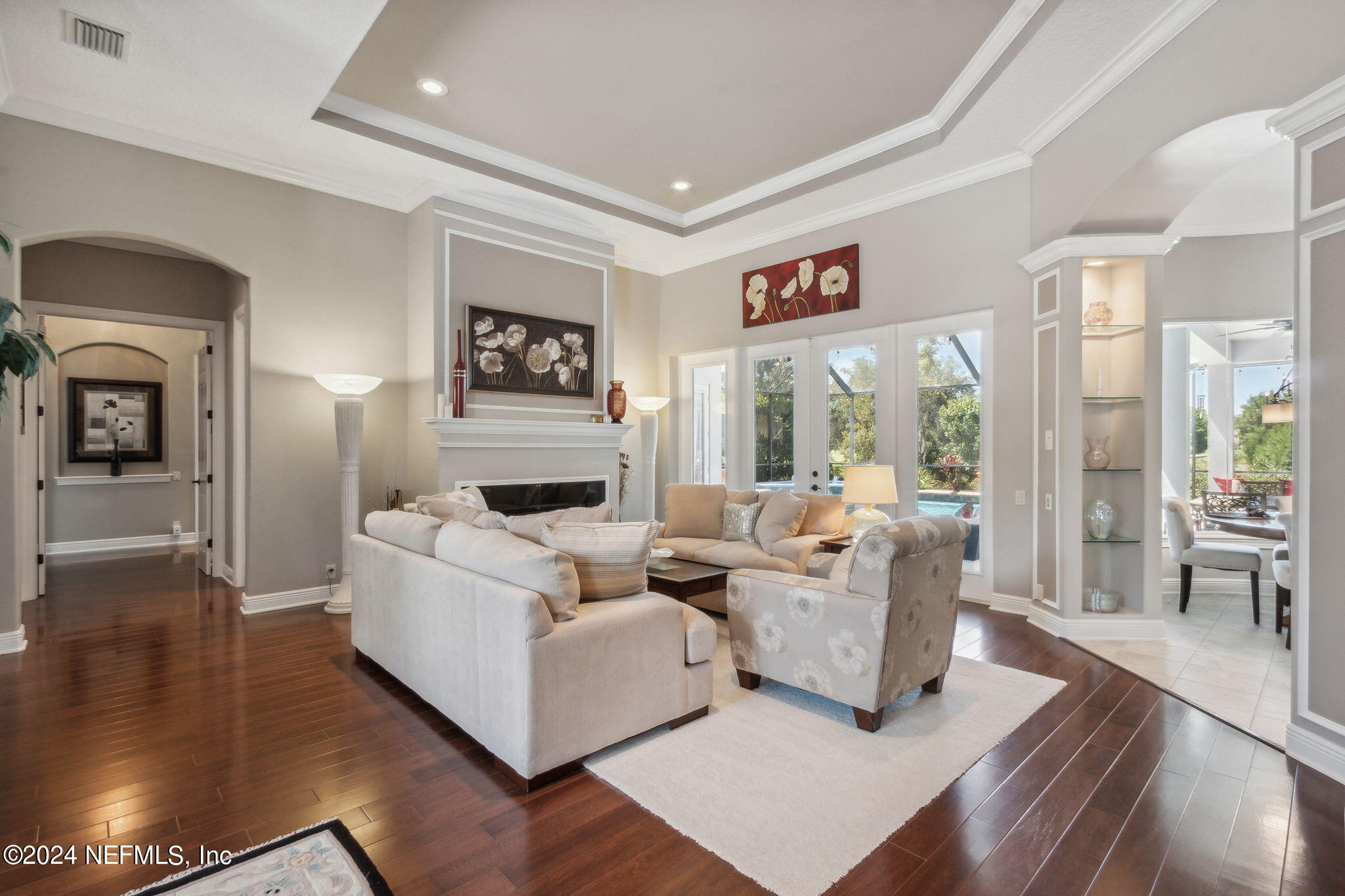 2091 CROWN Drive