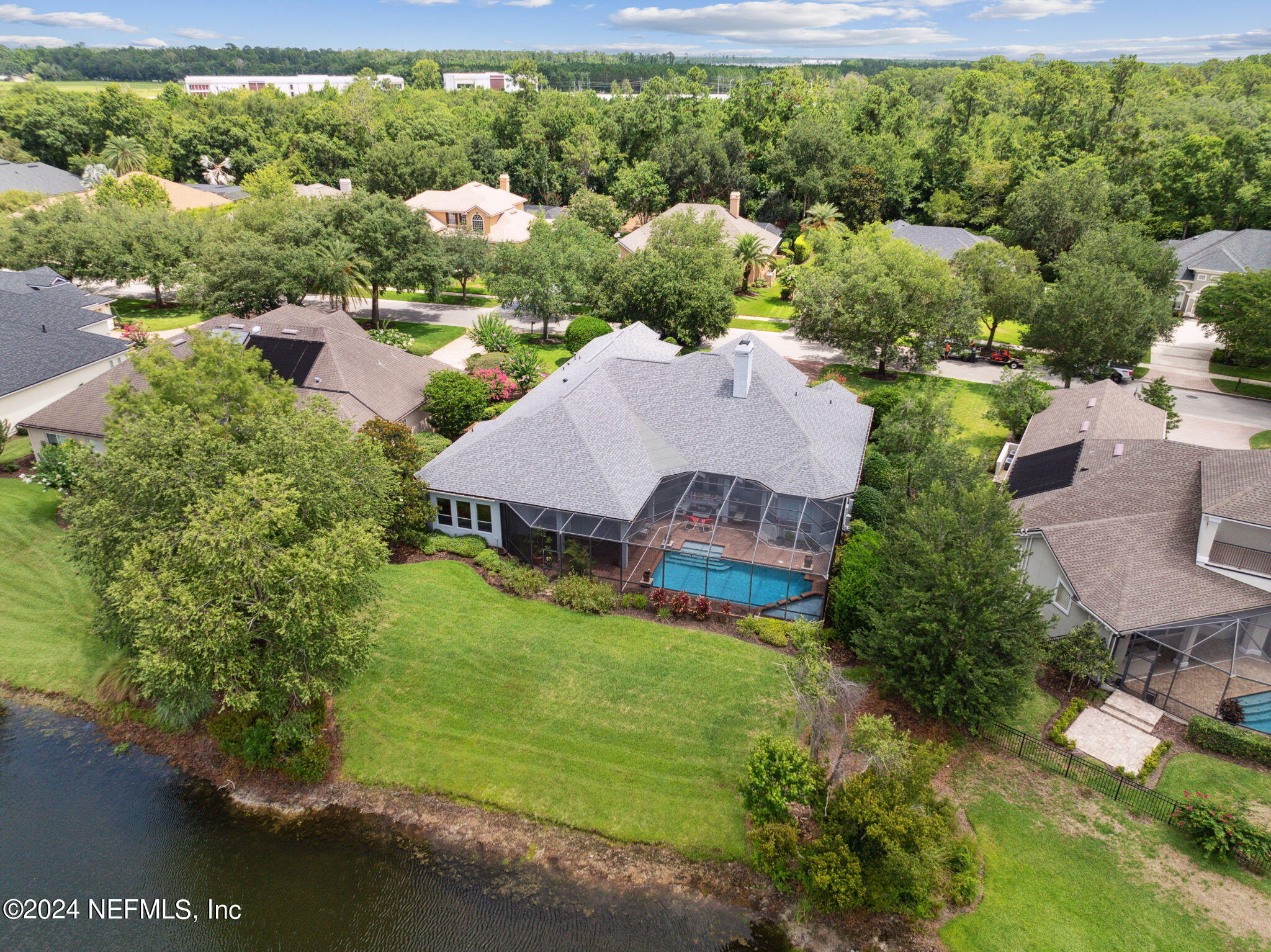 2091 CROWN Drive