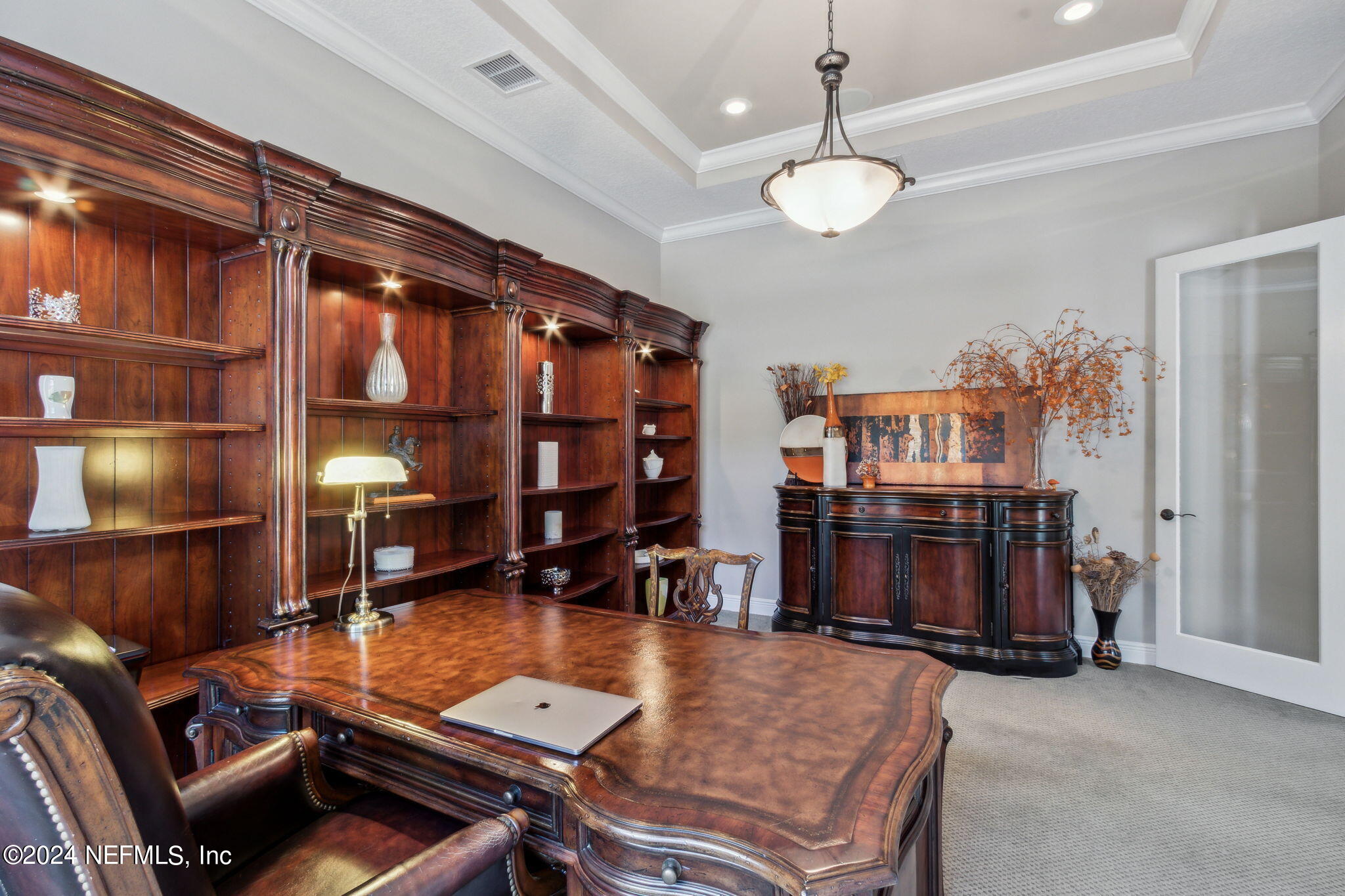 2091 CROWN Drive