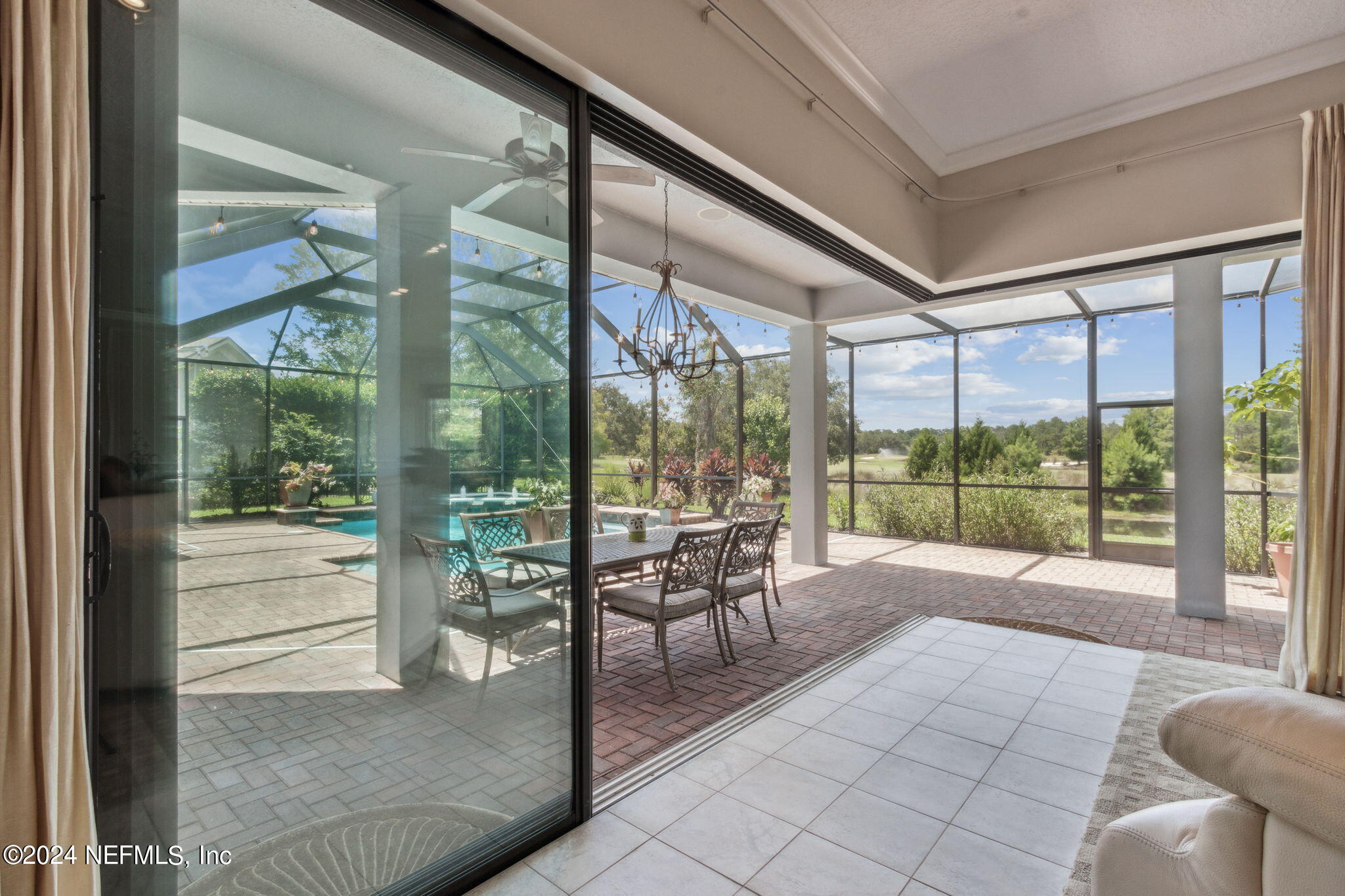 2091 CROWN Drive