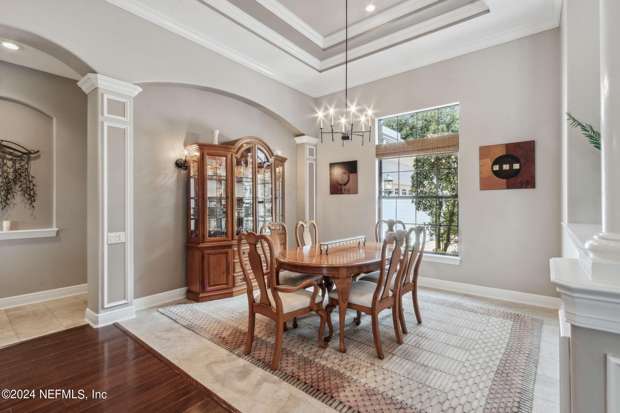 2091 CROWN Drive