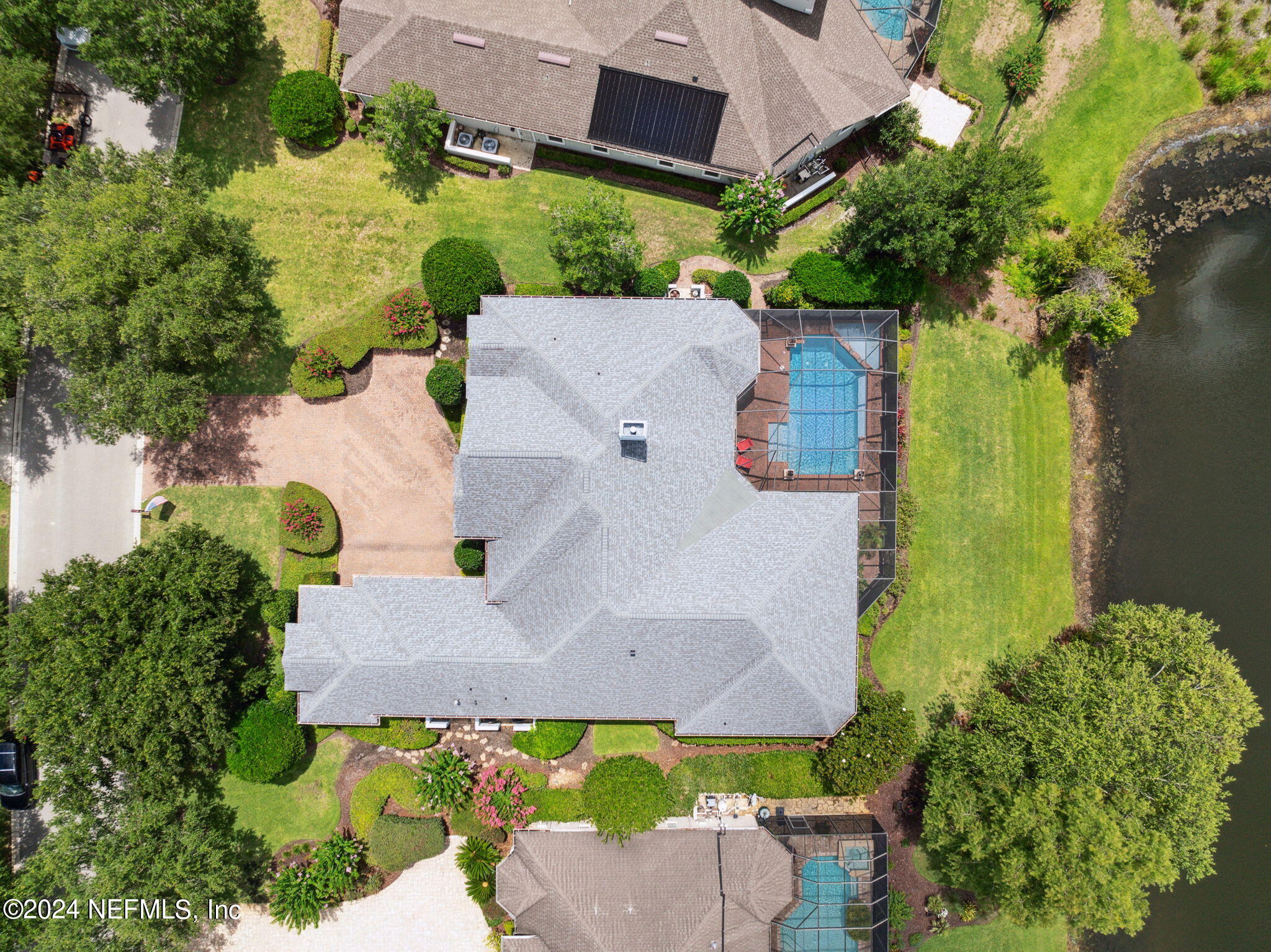 2091 CROWN Drive