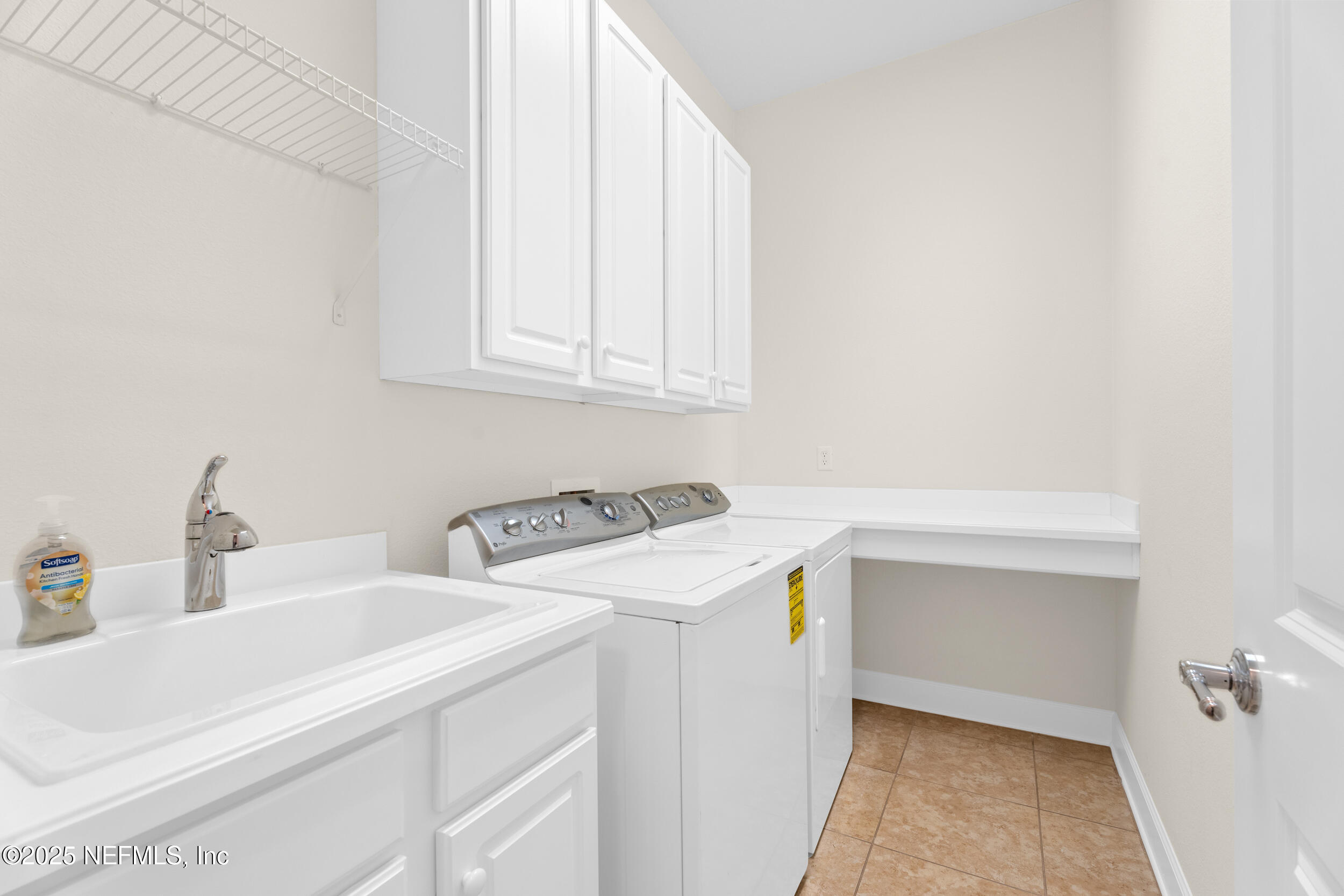 58 WINDING PATH Drive