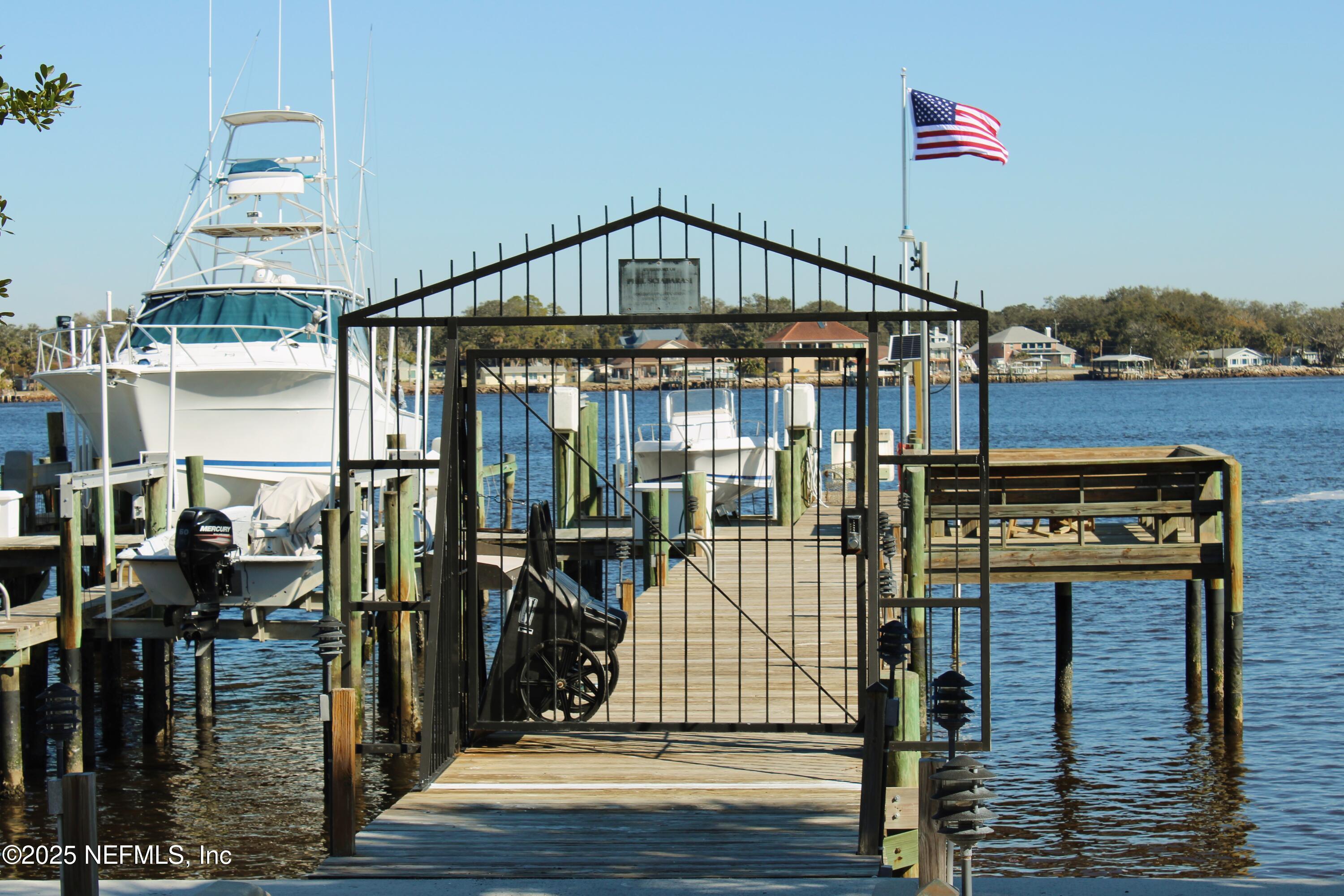 0 MARINERS POINT SLIP #29 Drive