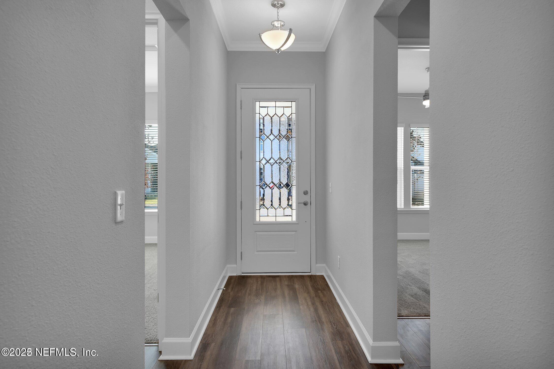 84 PARK CENTER Avenue