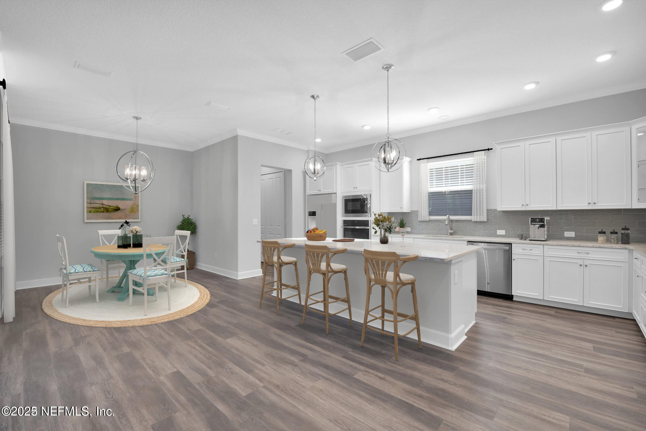 84 PARK CENTER Avenue