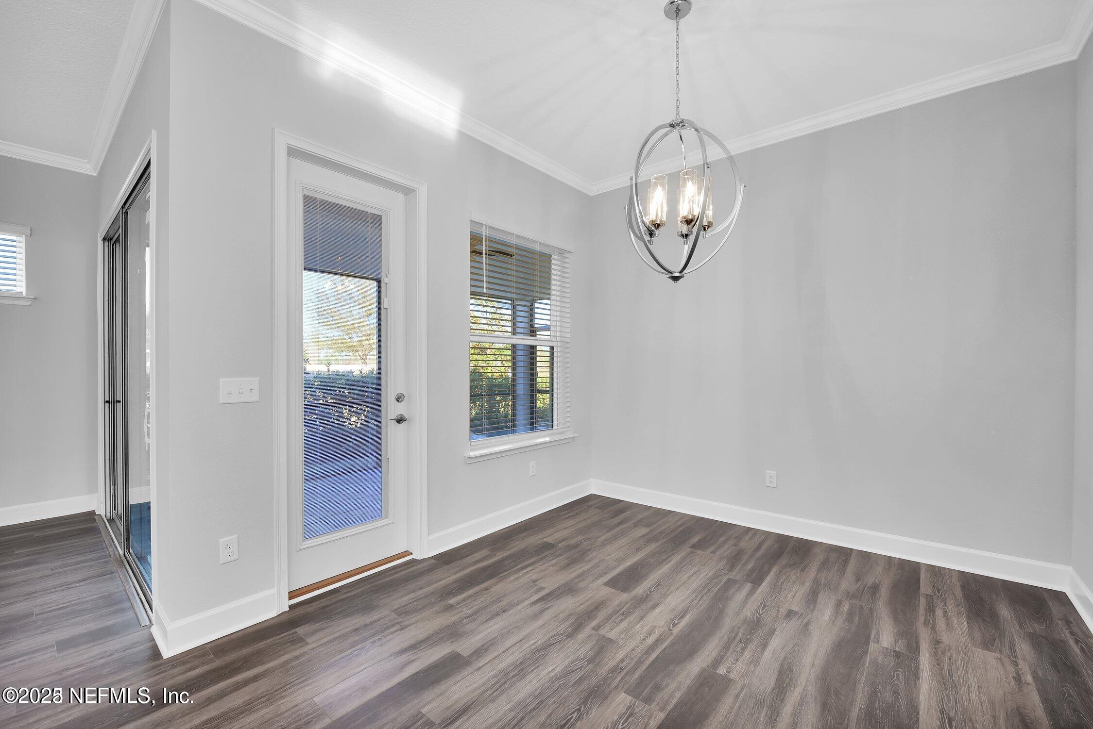 84 PARK CENTER Avenue