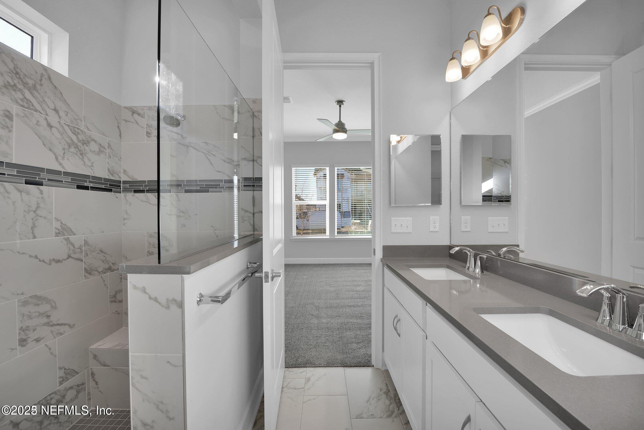 84 PARK CENTER Avenue