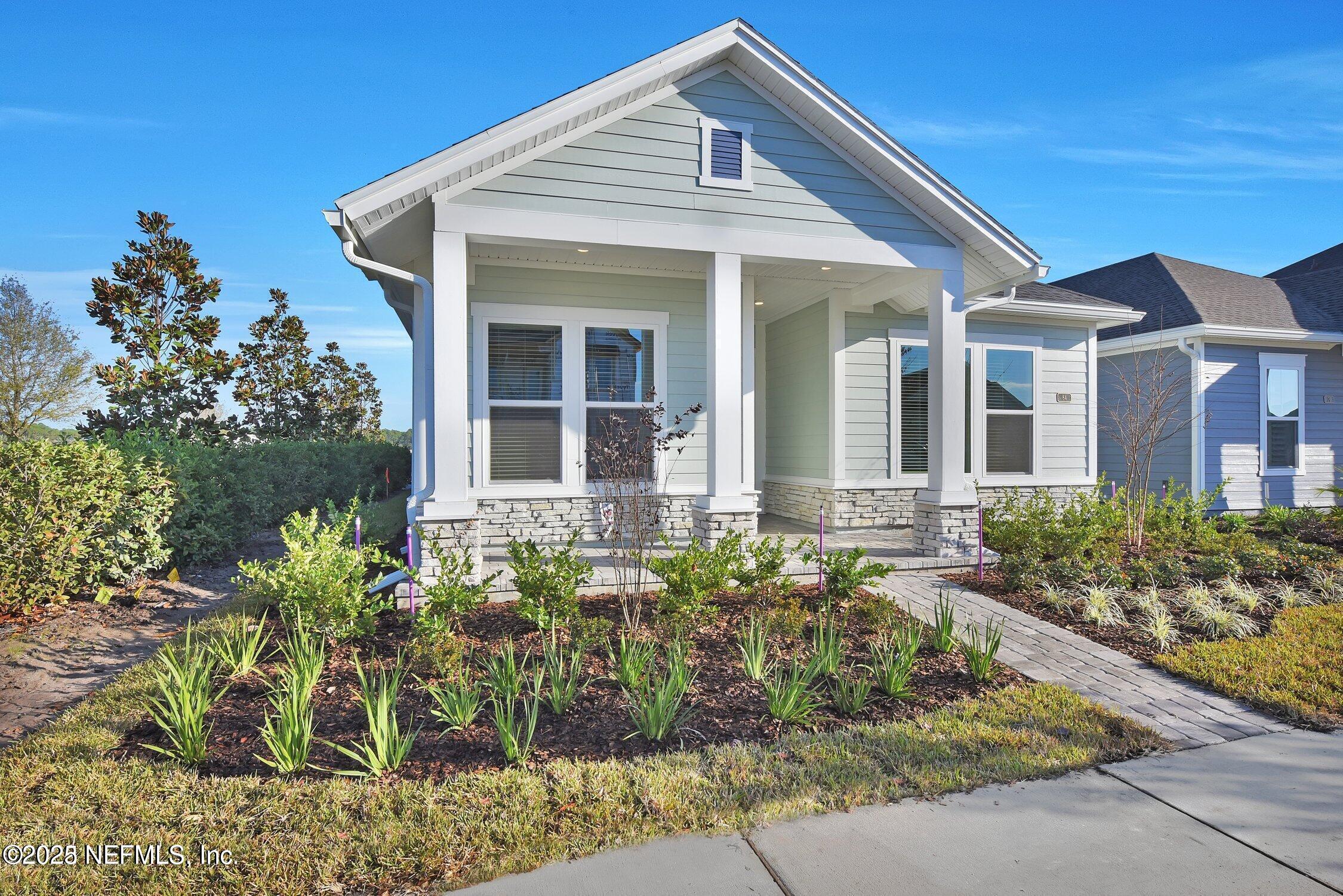 84 PARK CENTER Avenue