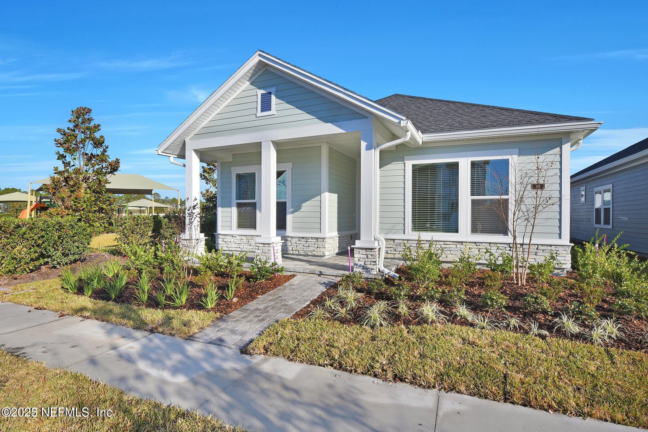 84 PARK CENTER Avenue