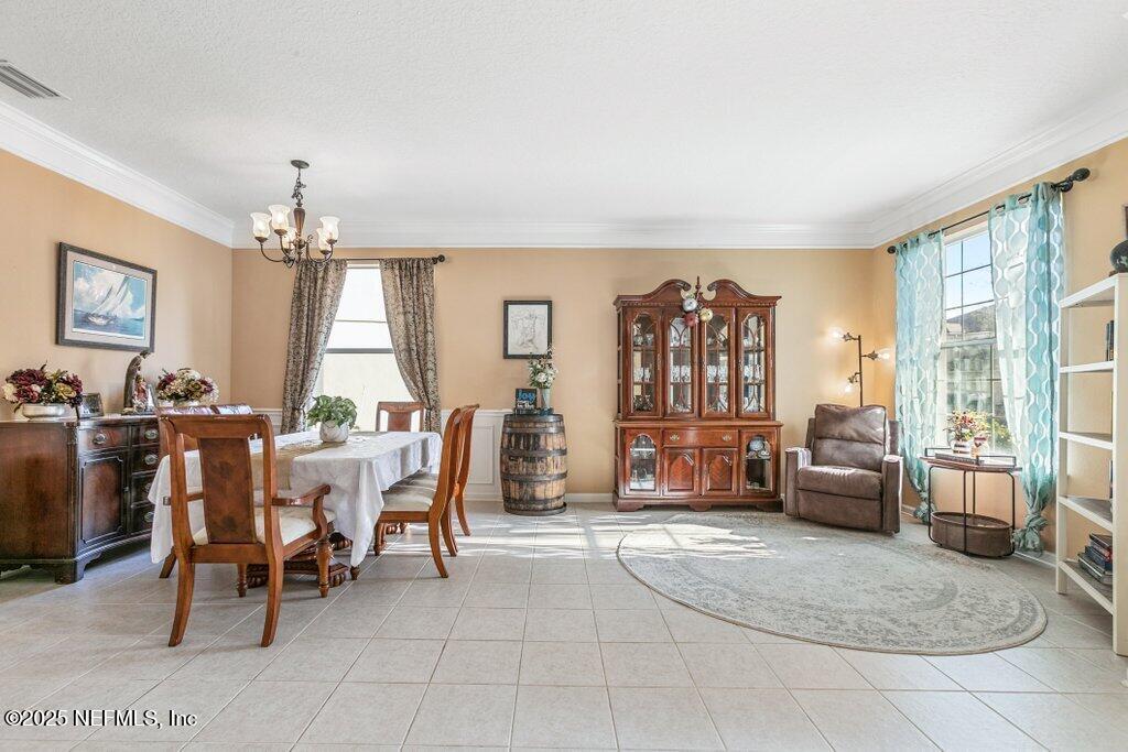3821 HARTWOOD Lane