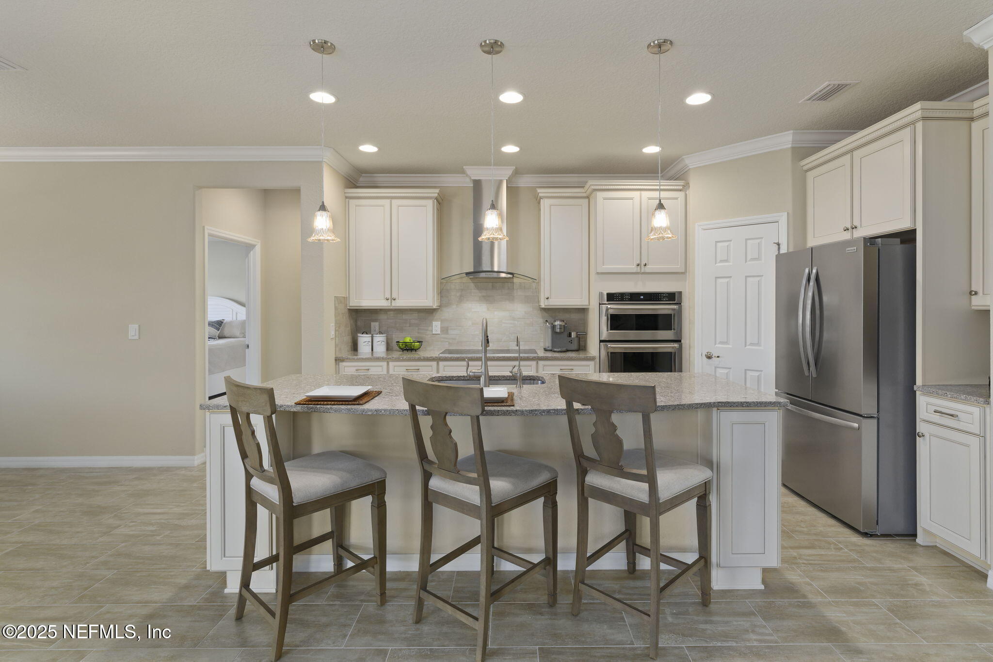 213 WOOD POND Loop