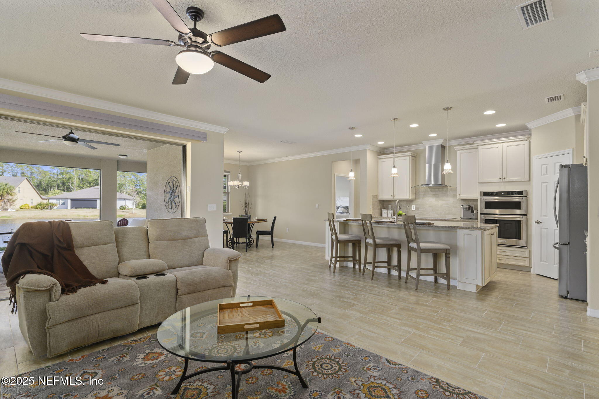 213 WOOD POND Loop