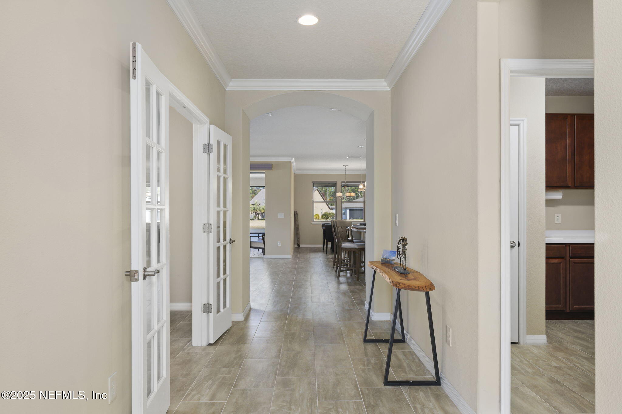 213 WOOD POND Loop