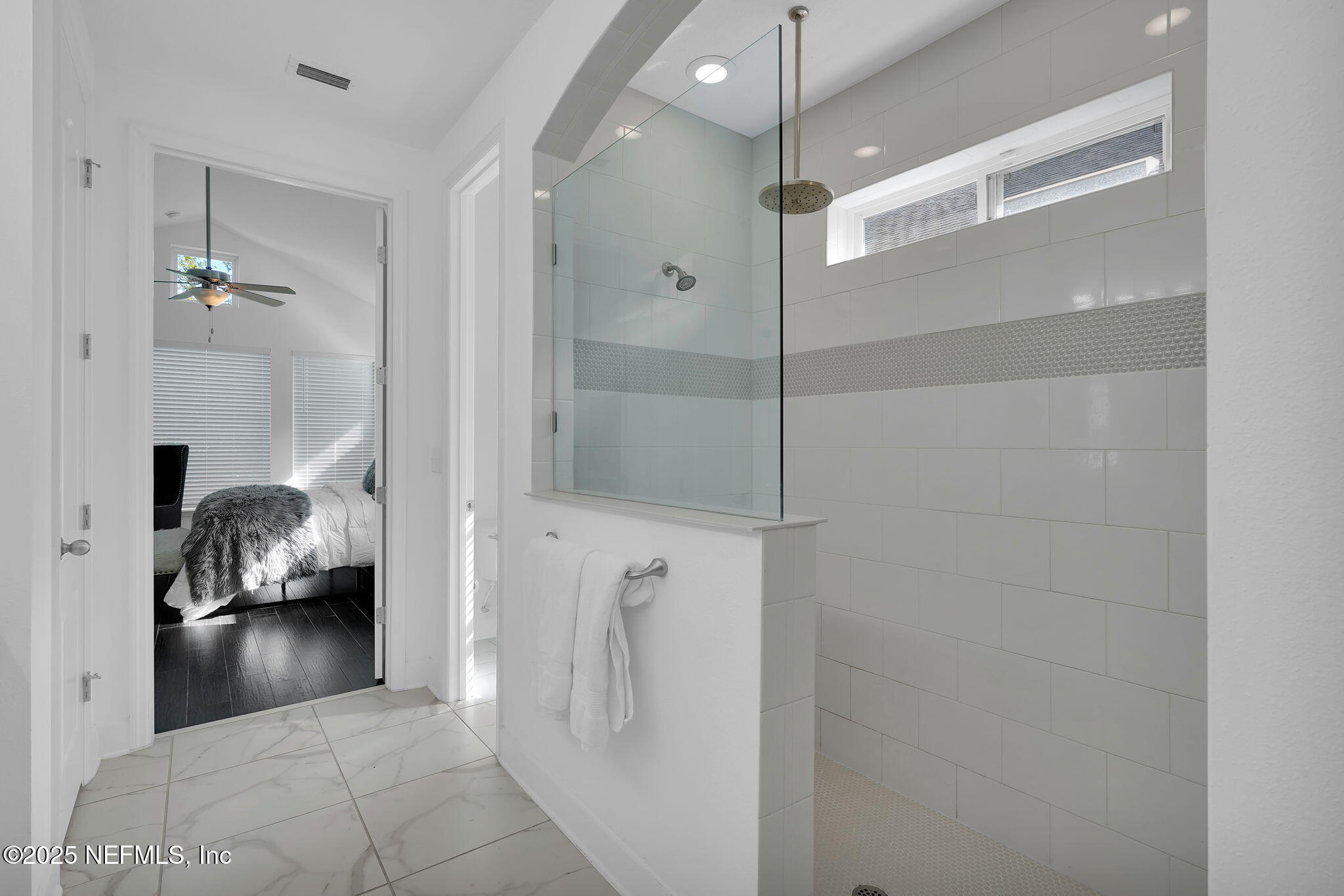 272 PALM BREEZE Drive
