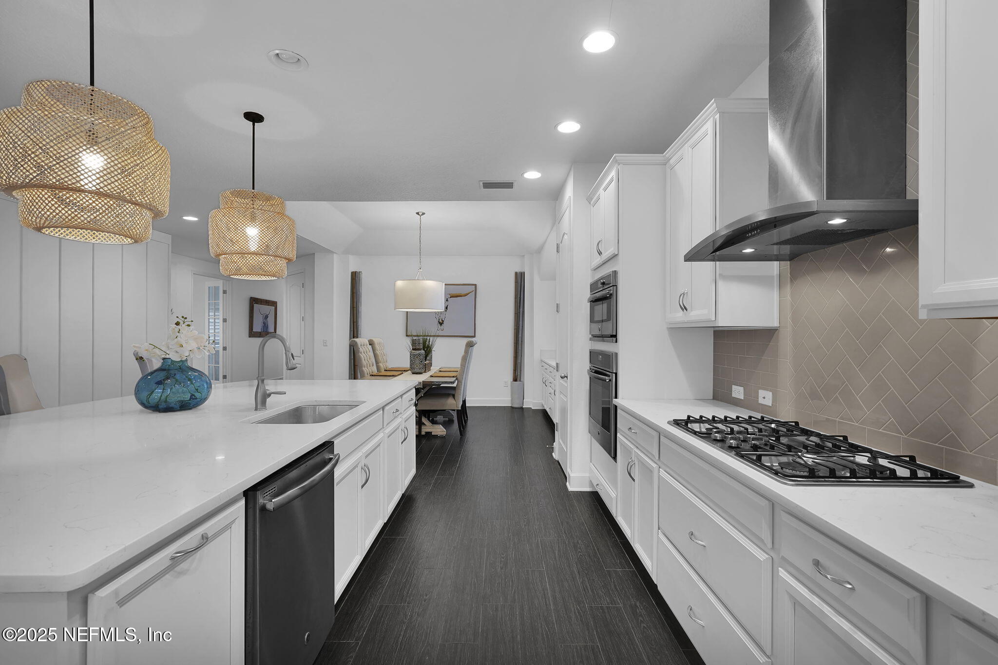 272 PALM BREEZE Drive
