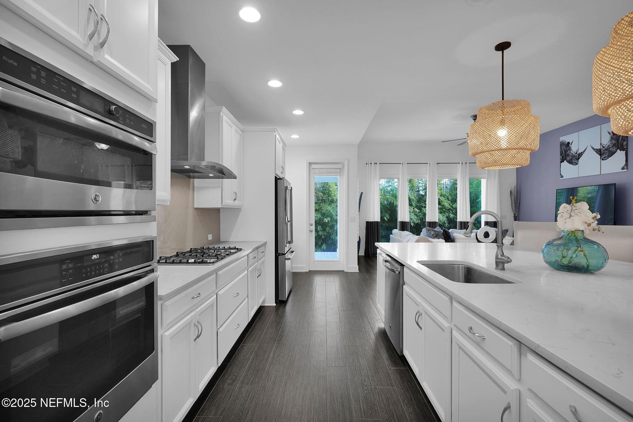 272 PALM BREEZE Drive