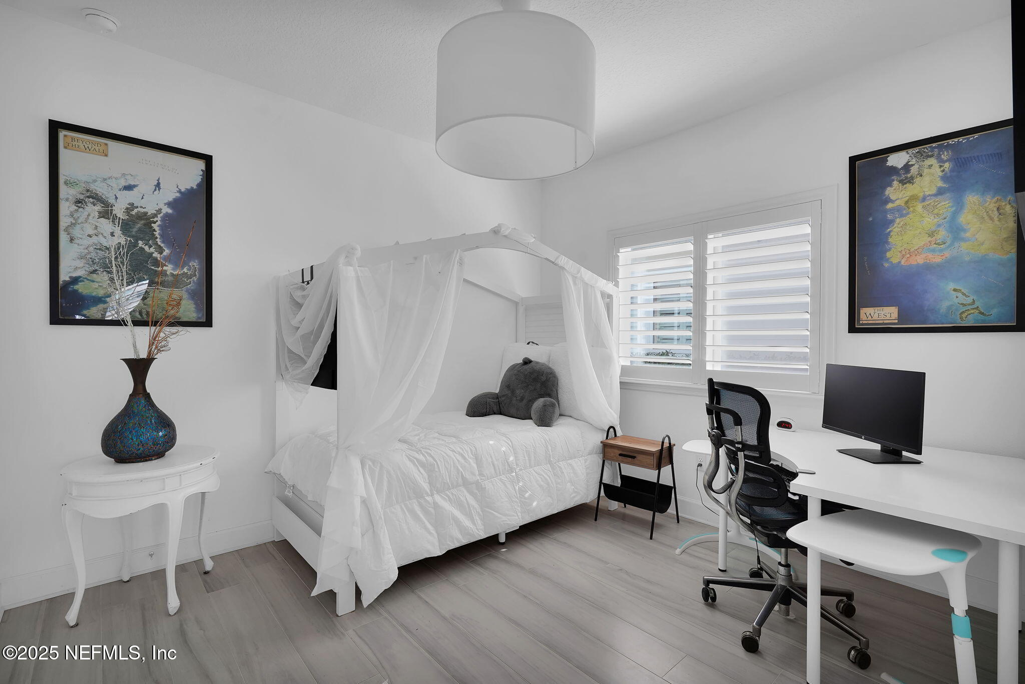 272 PALM BREEZE Drive