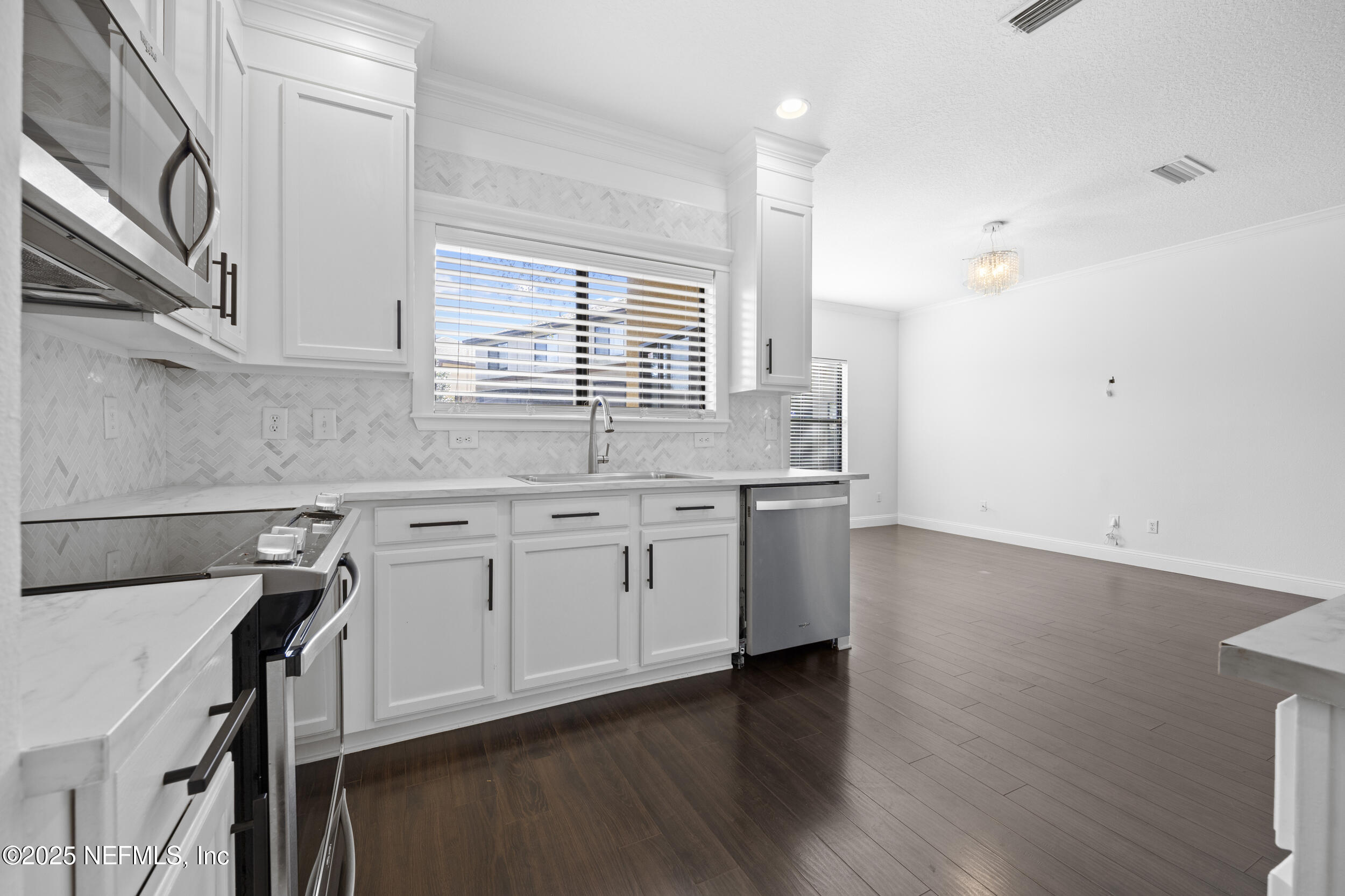 412 HONEYCOMB Way, St. Johns