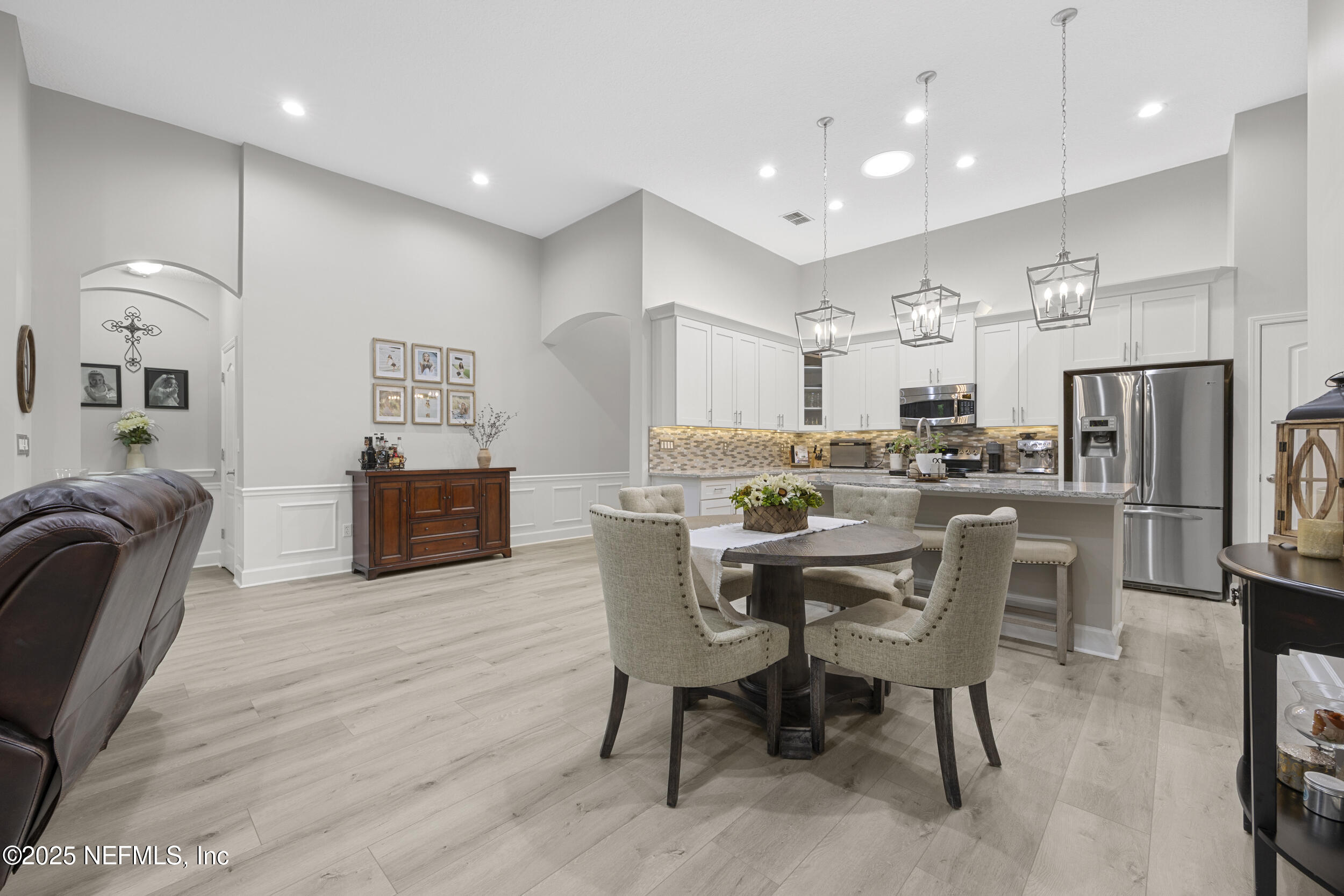 1121 EASTWOOD BRANCH Drive
