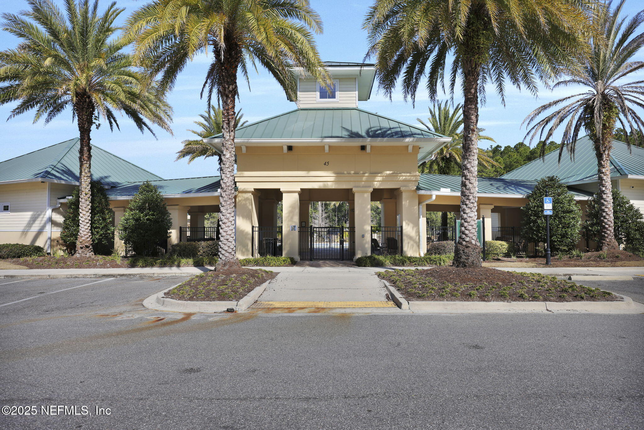 136 SILVER REEF Lane