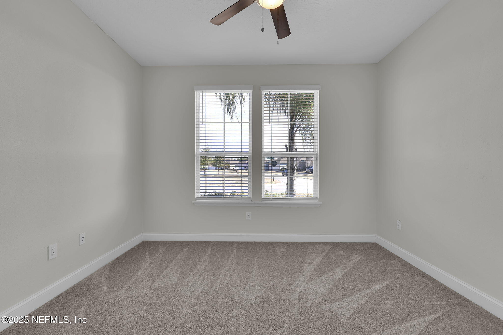 136 SILVER REEF Lane