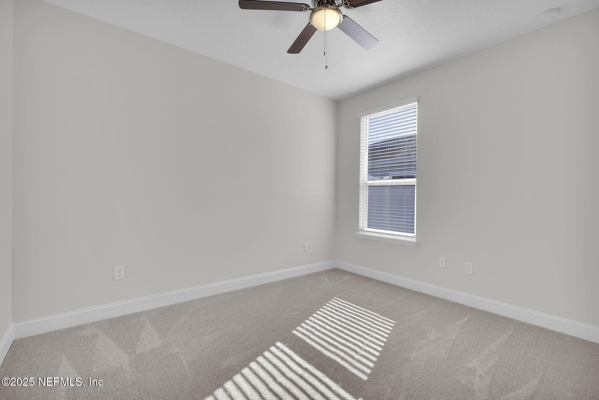 136 SILVER REEF Lane