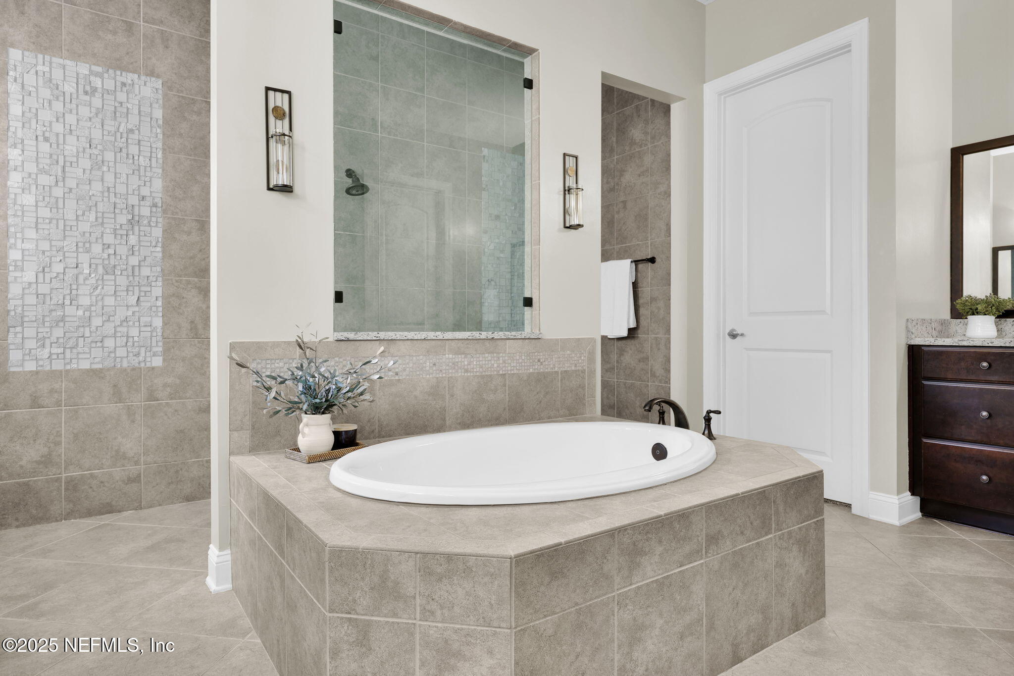 120 TOPSAIL Drive