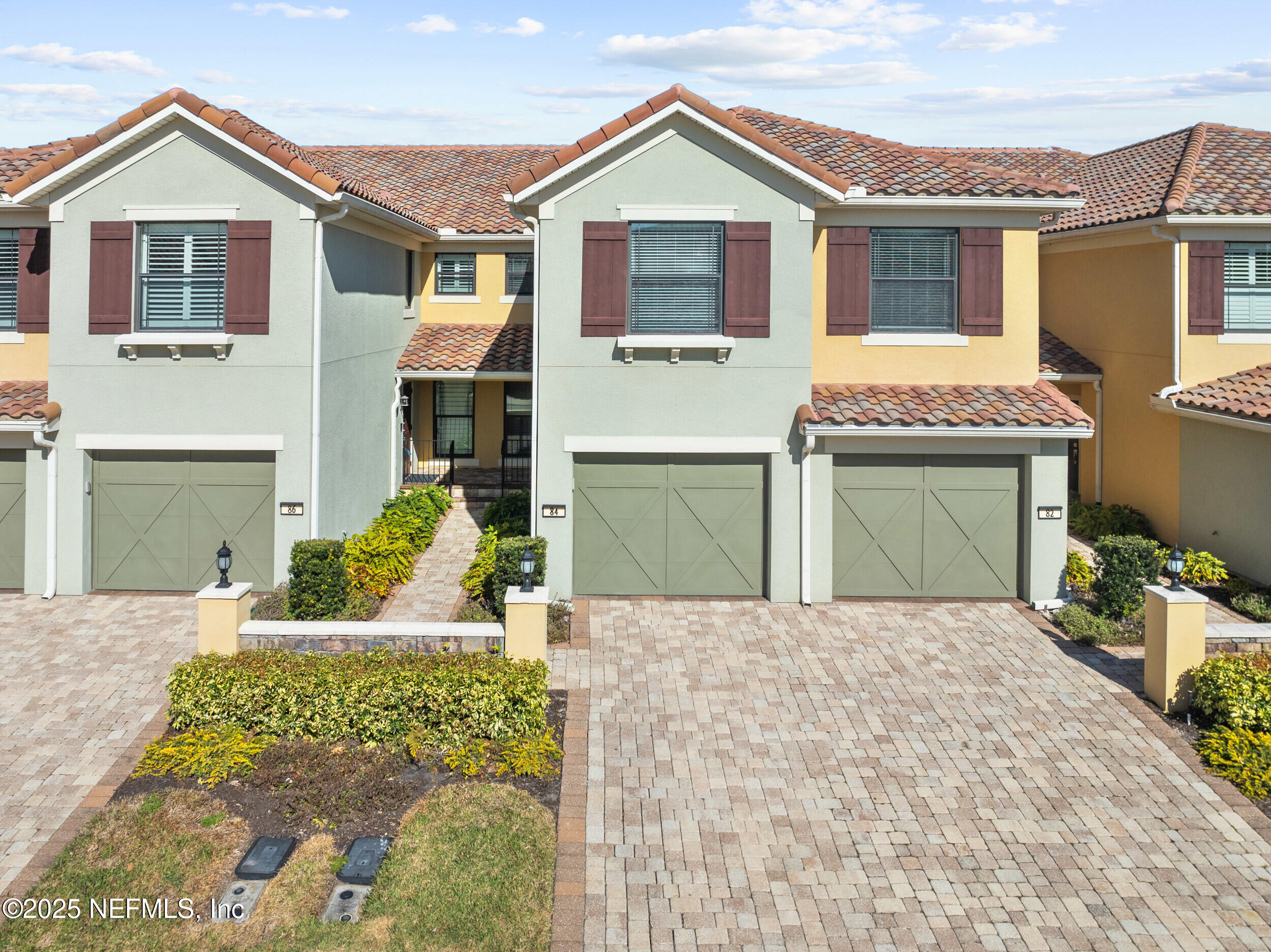 84 FAWN GULLY Lane, E