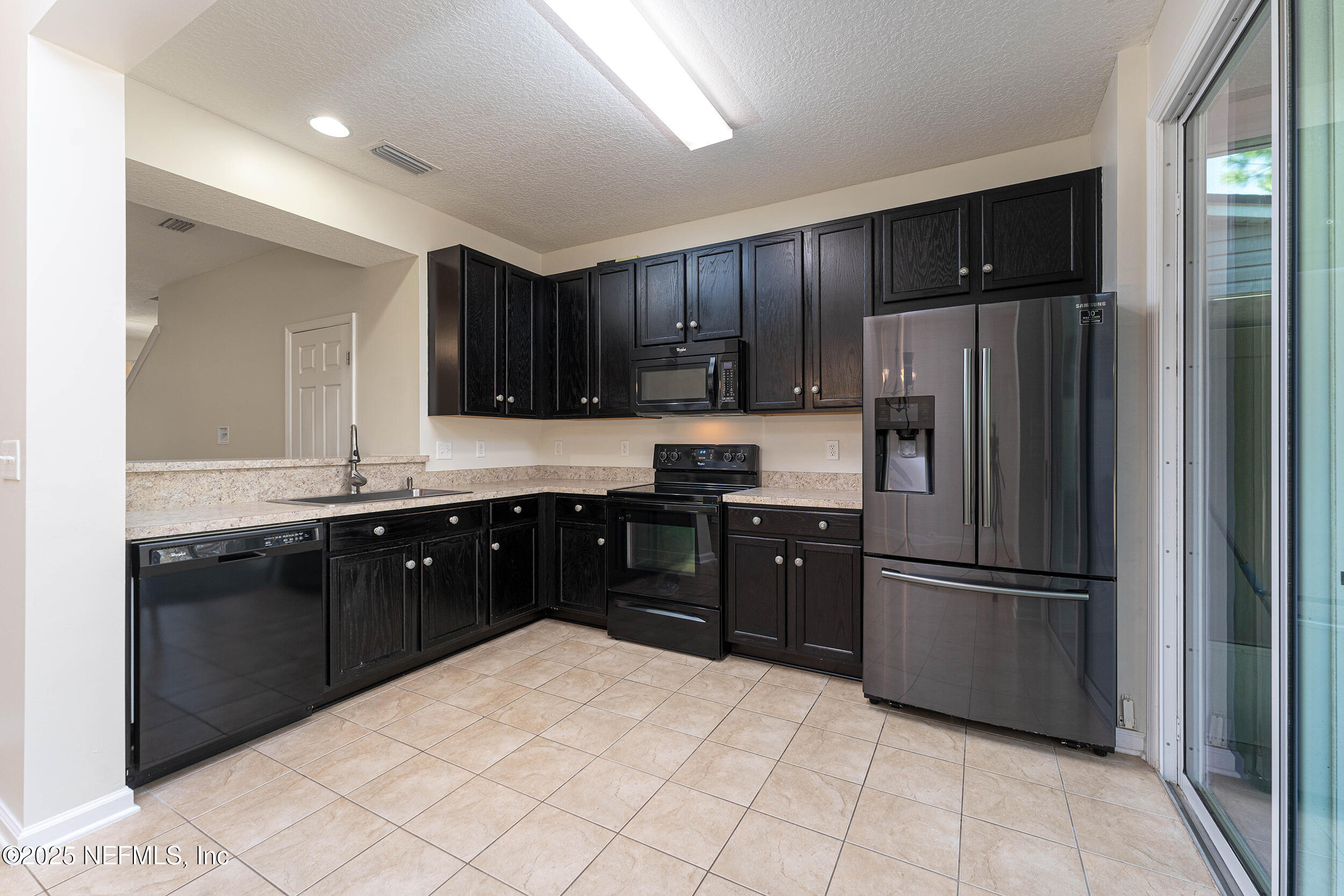 8603 VICTORIA FALLS Drive