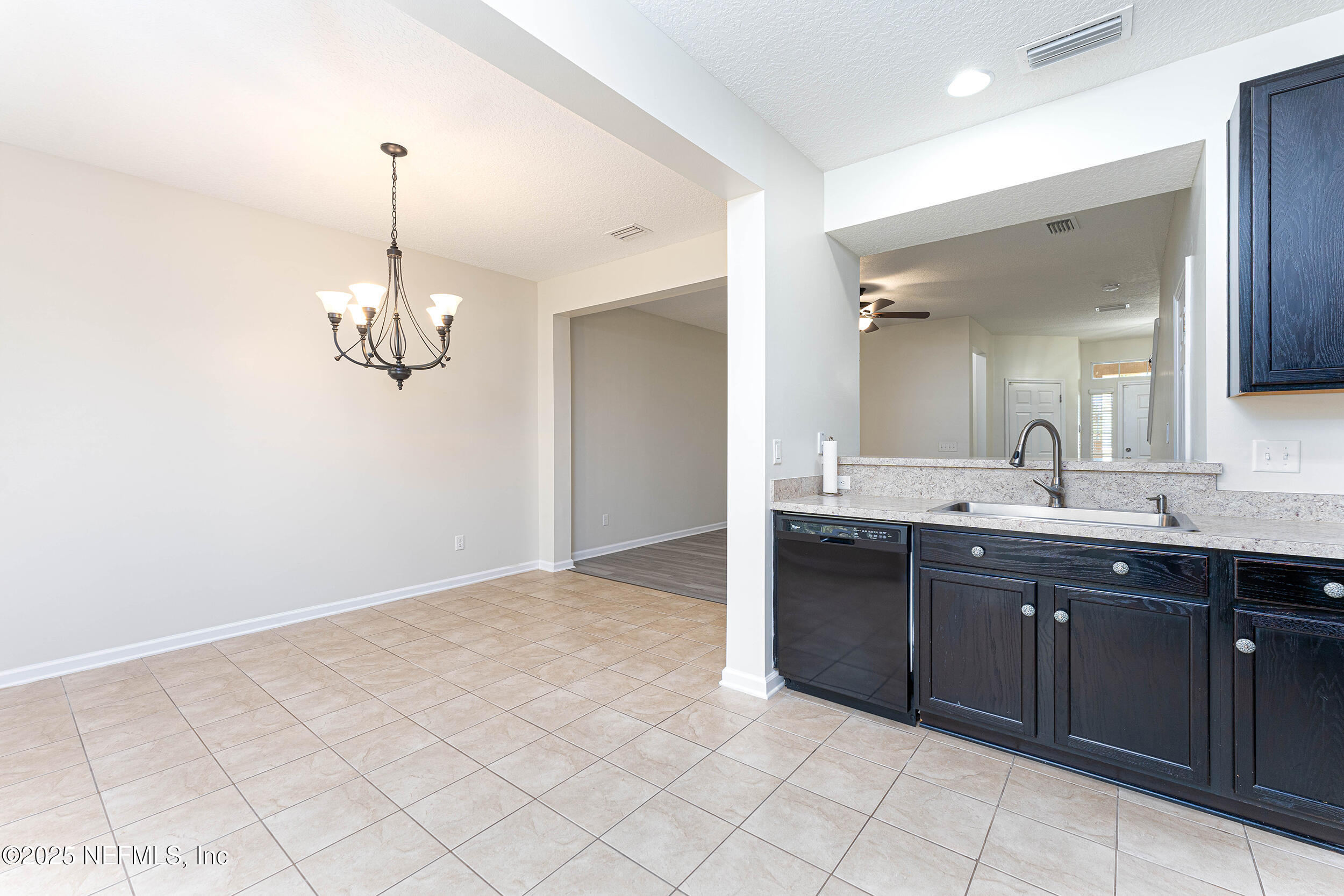 8603 VICTORIA FALLS Drive