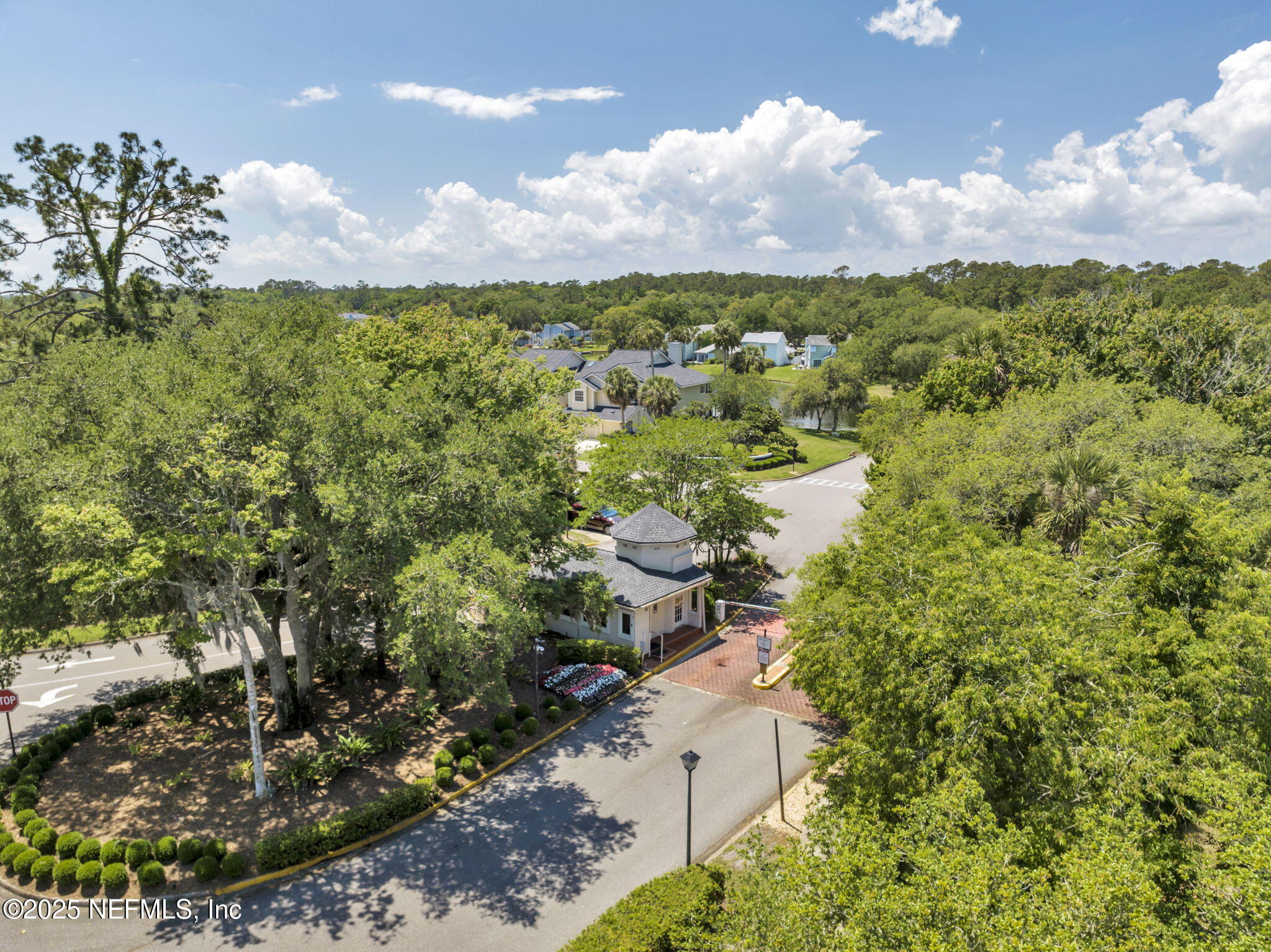 133 NATURES ISLE Drive