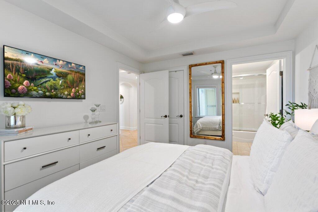 917 1ST Street N, 902