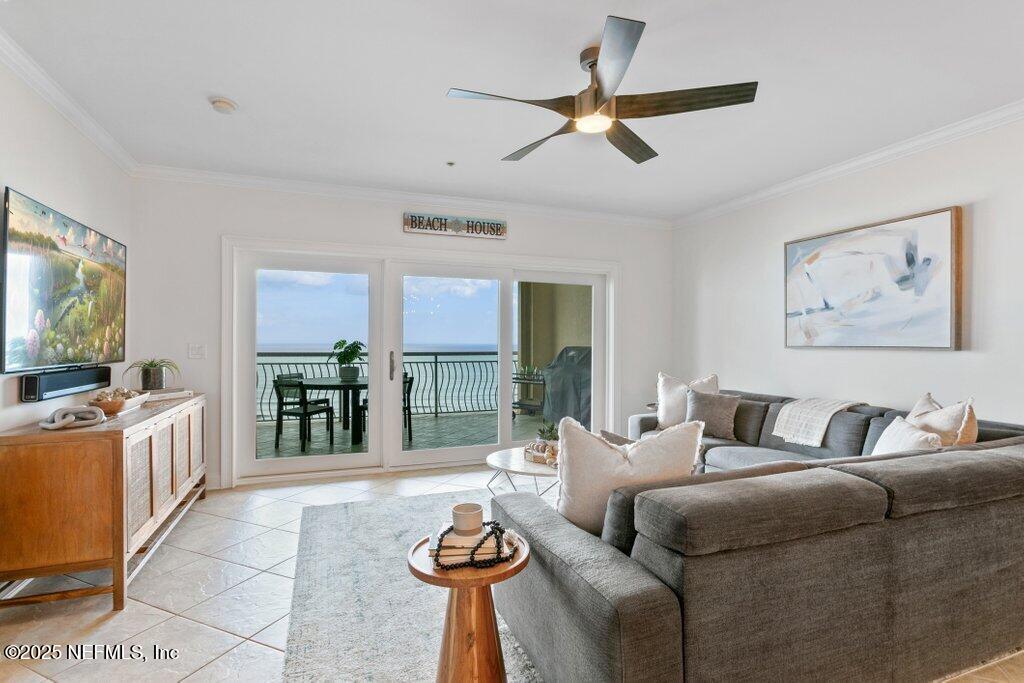 917 1ST Street N, 902