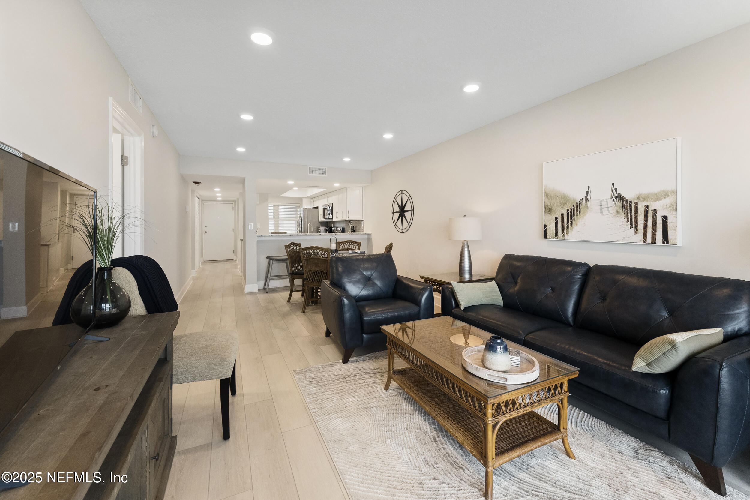 1901 1ST Street, 402